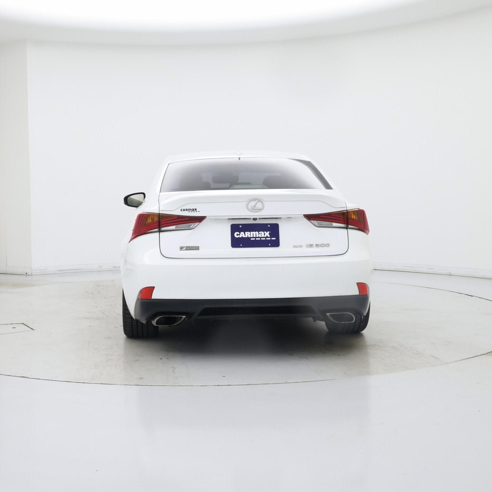 Thumbnail: 2017 Lexus IS - 6