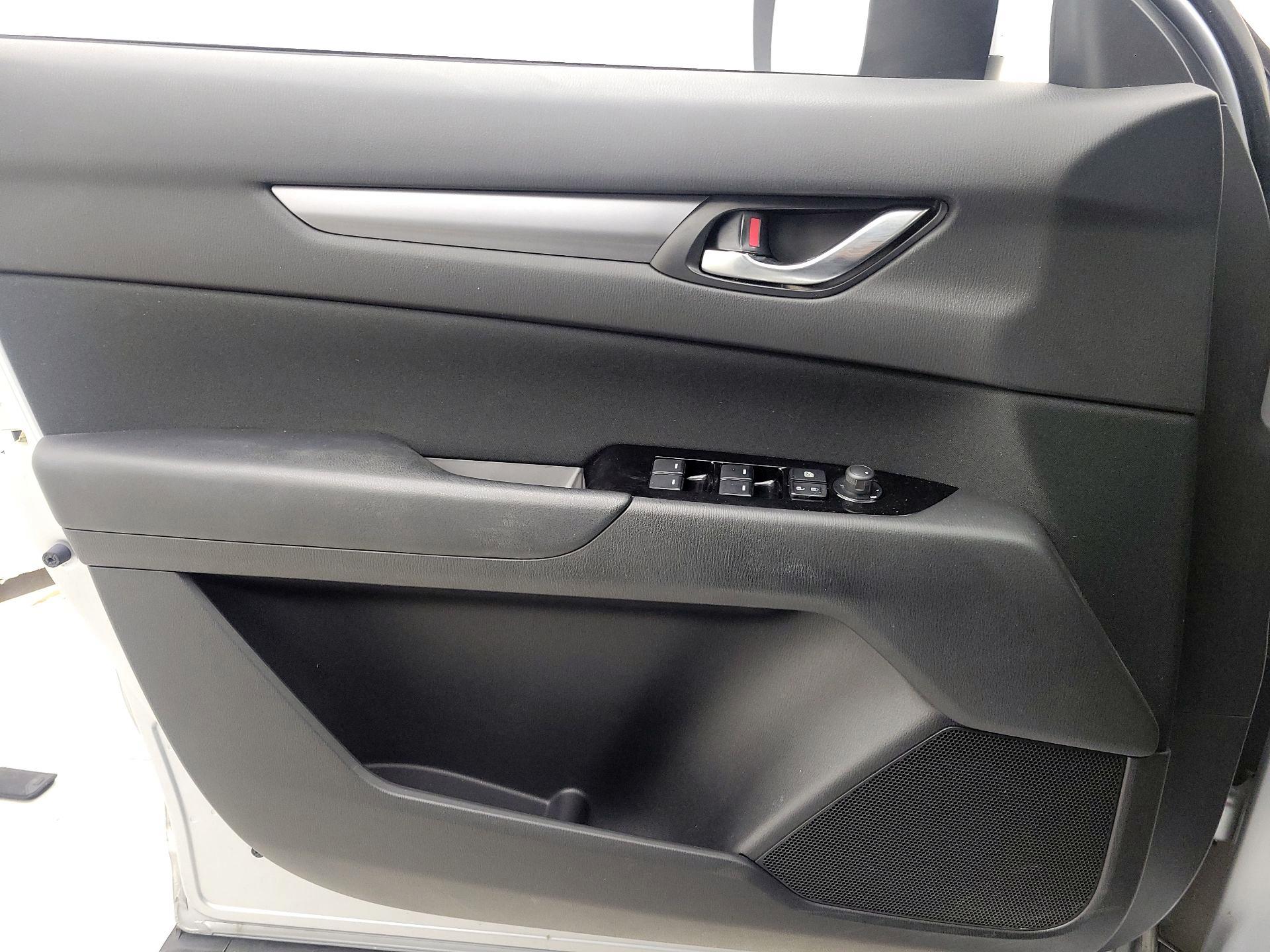 Thumbnail: 2018 Mazda CX-5 - 12