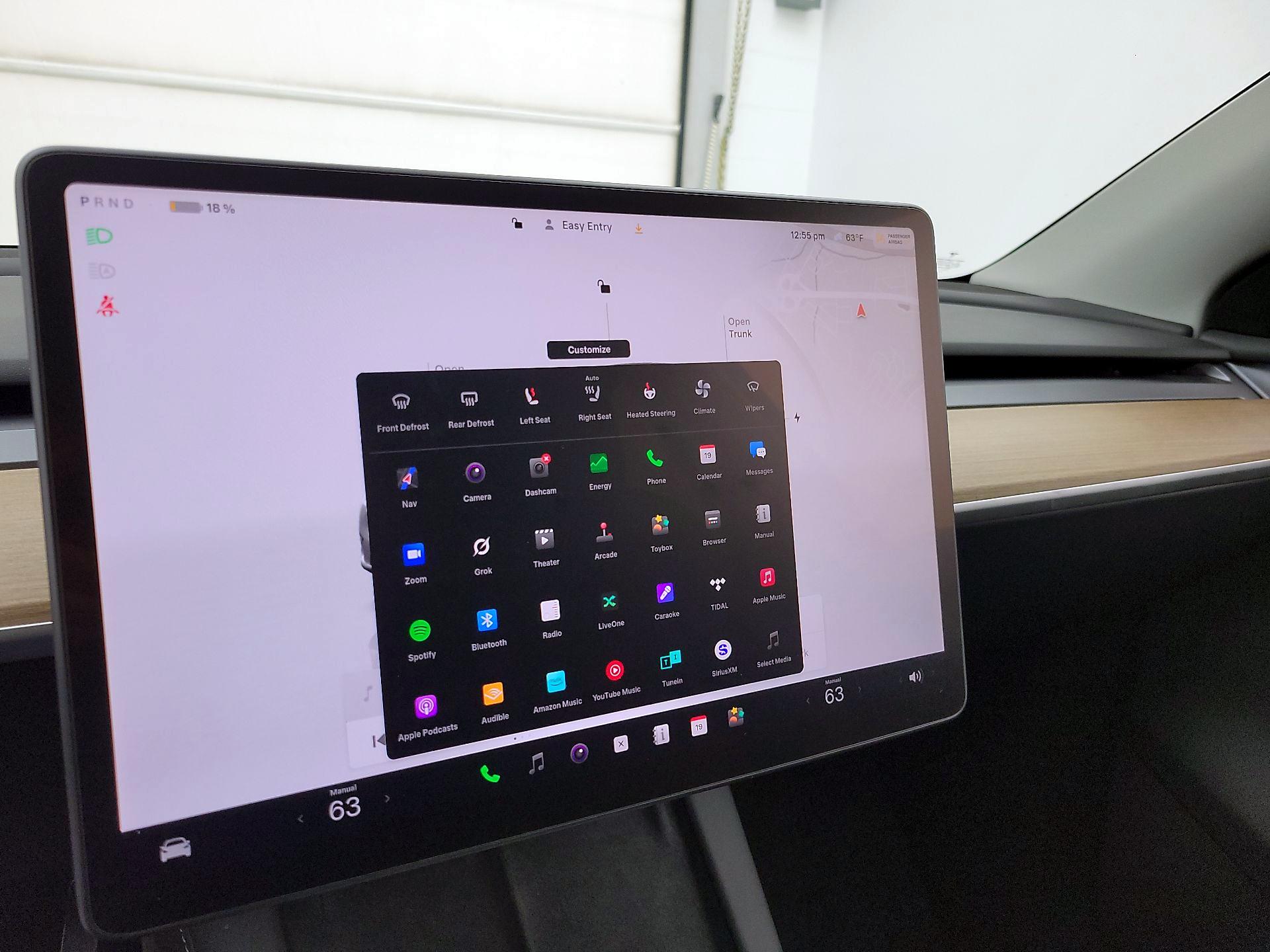 Thumbnail: 2023 Tesla Model Y - 15