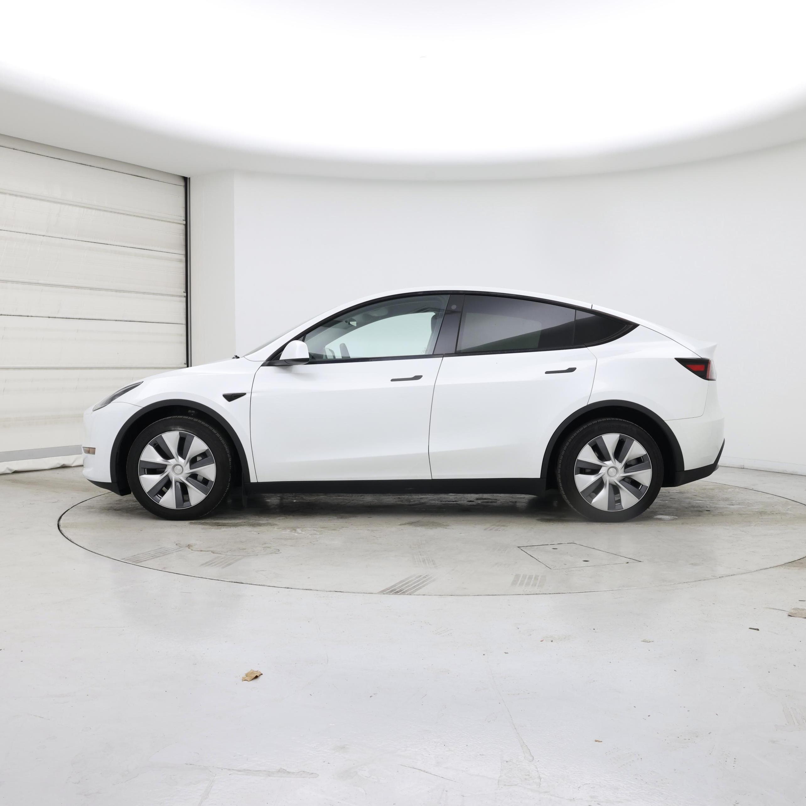 Thumbnail: 2023 Tesla Model Y - 3