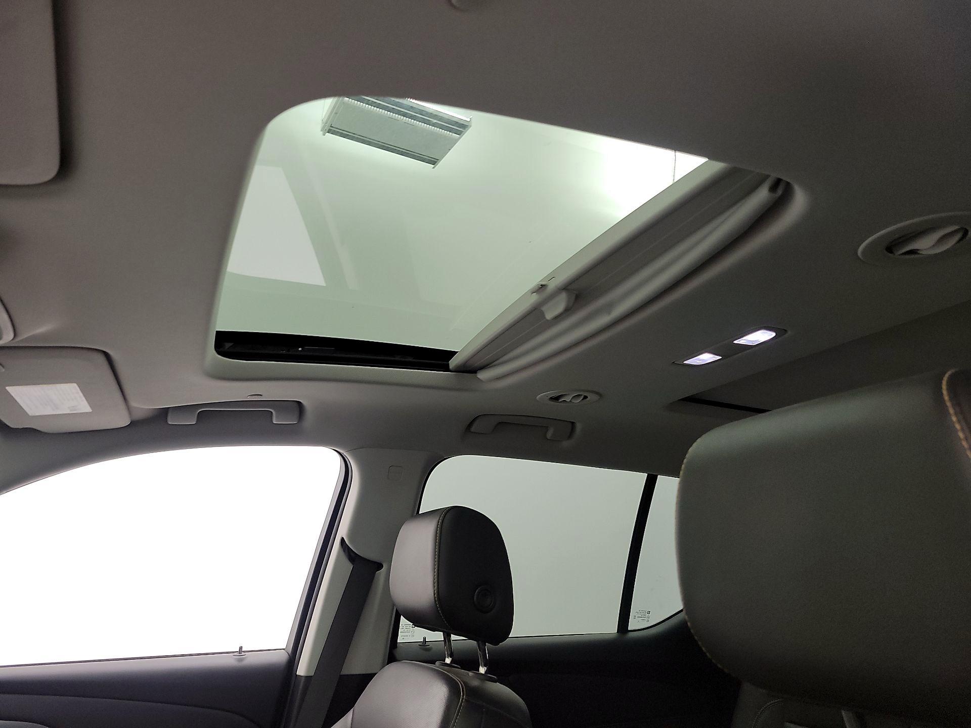 Thumbnail: 2020 Chevrolet Traverse - 19