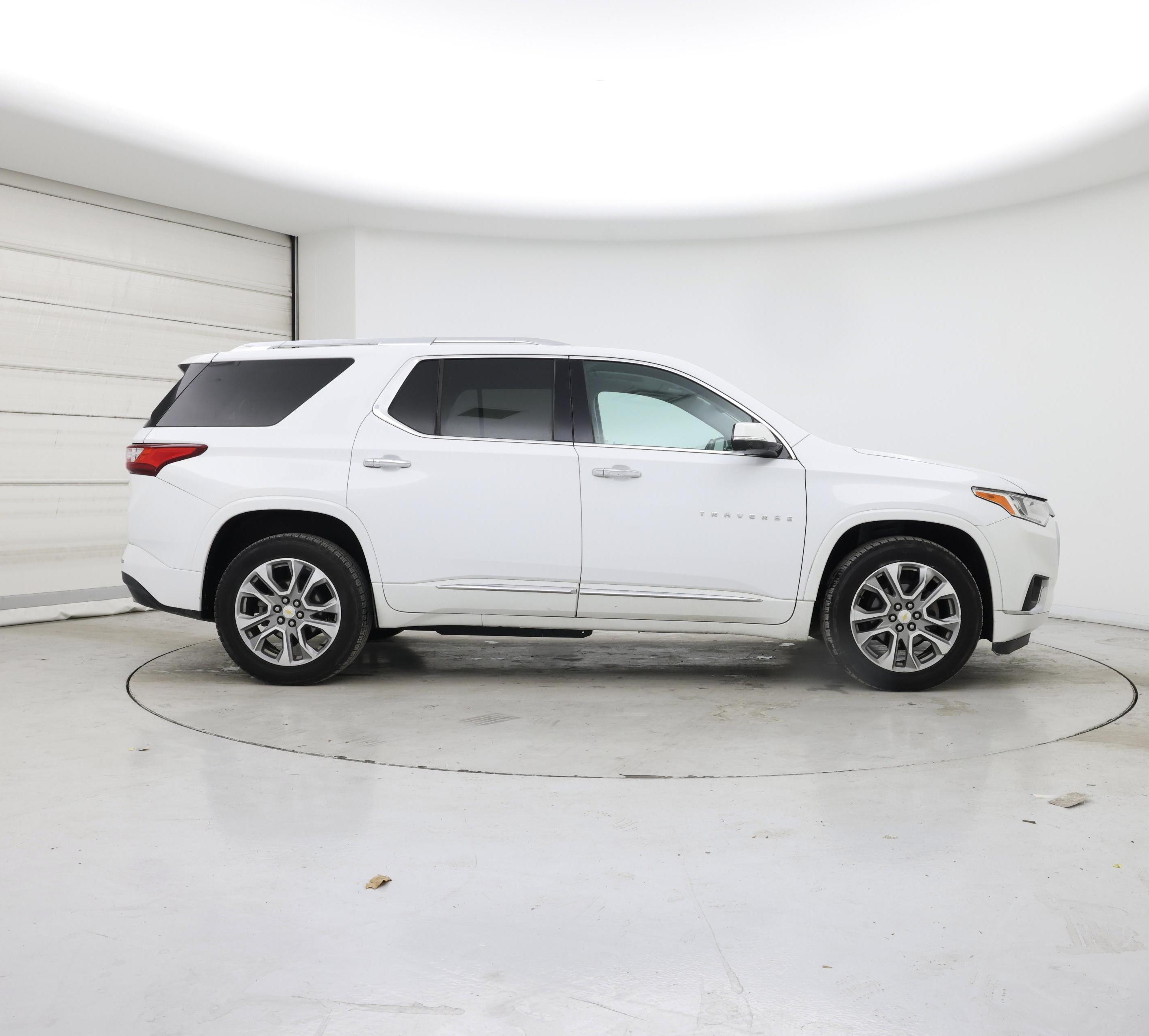 Thumbnail: 2020 Chevrolet Traverse - 7