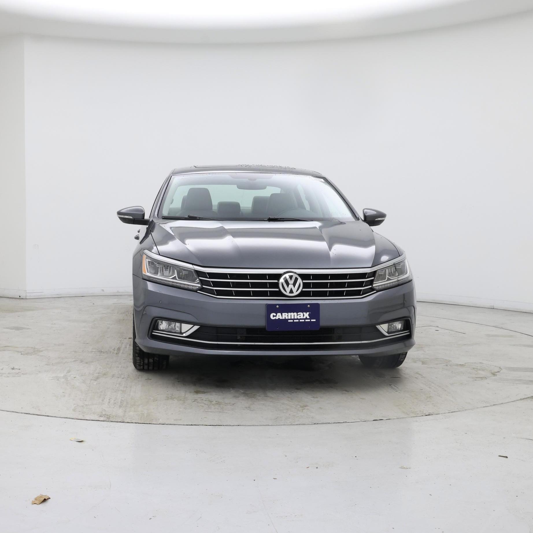 Thumbnail: 2017 Volkswagen Passat - 5