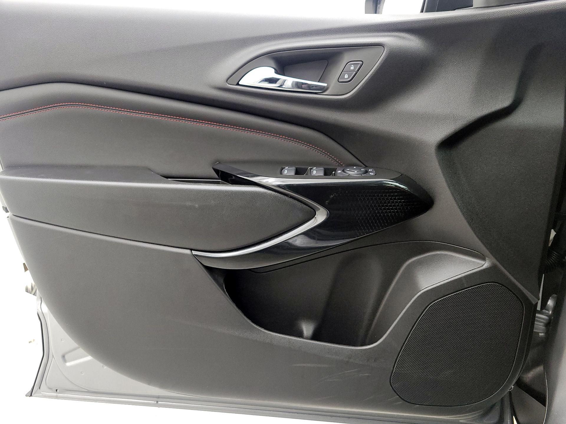 Thumbnail: 2025 Chevrolet Trax - 12