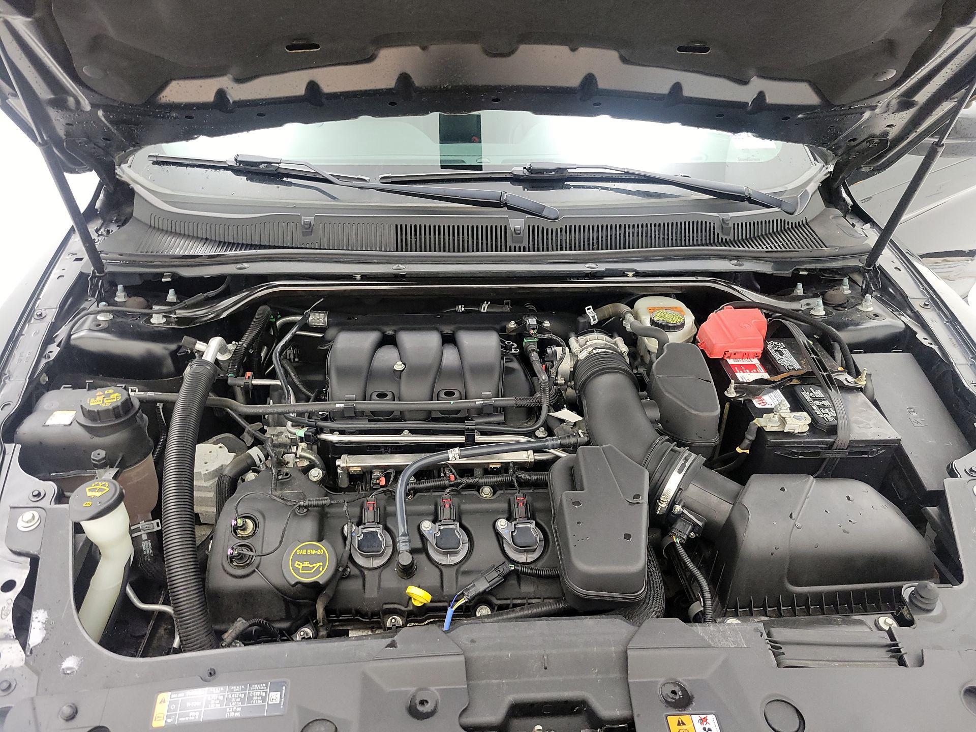 Thumbnail: 2015 Ford Taurus - 20