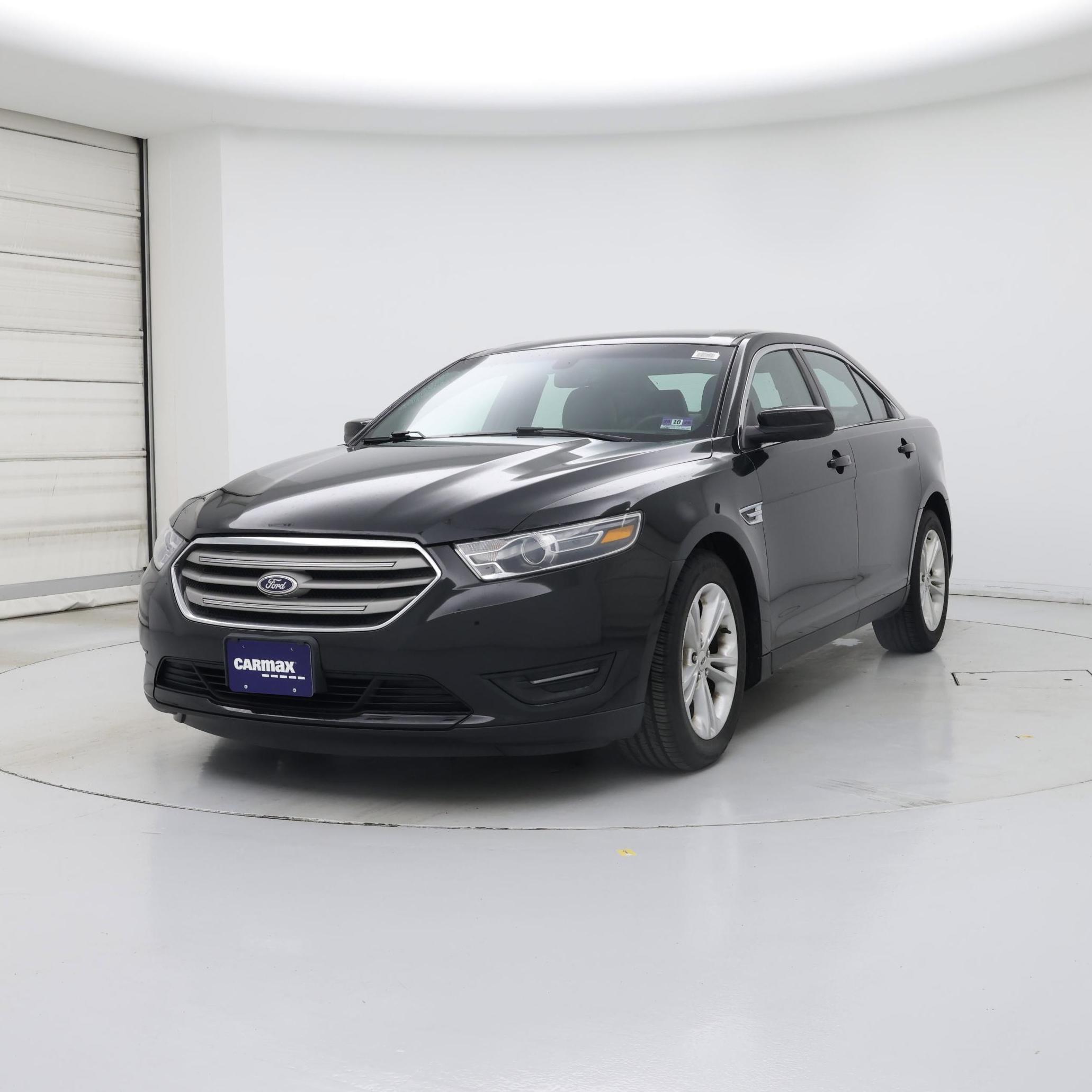 Thumbnail: 2015 Ford Taurus - 4