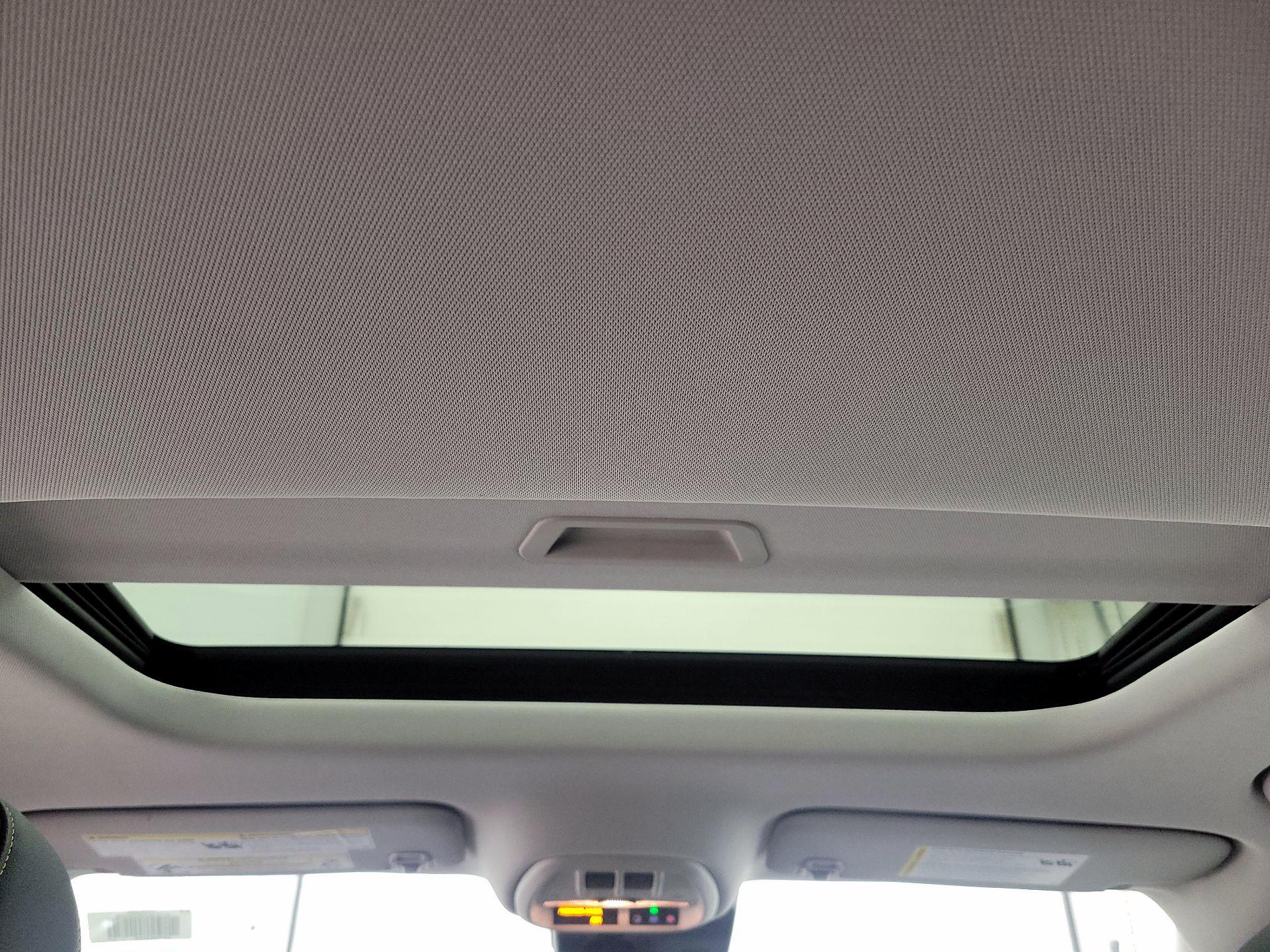 Thumbnail: 2024 Chevrolet Trax - 19