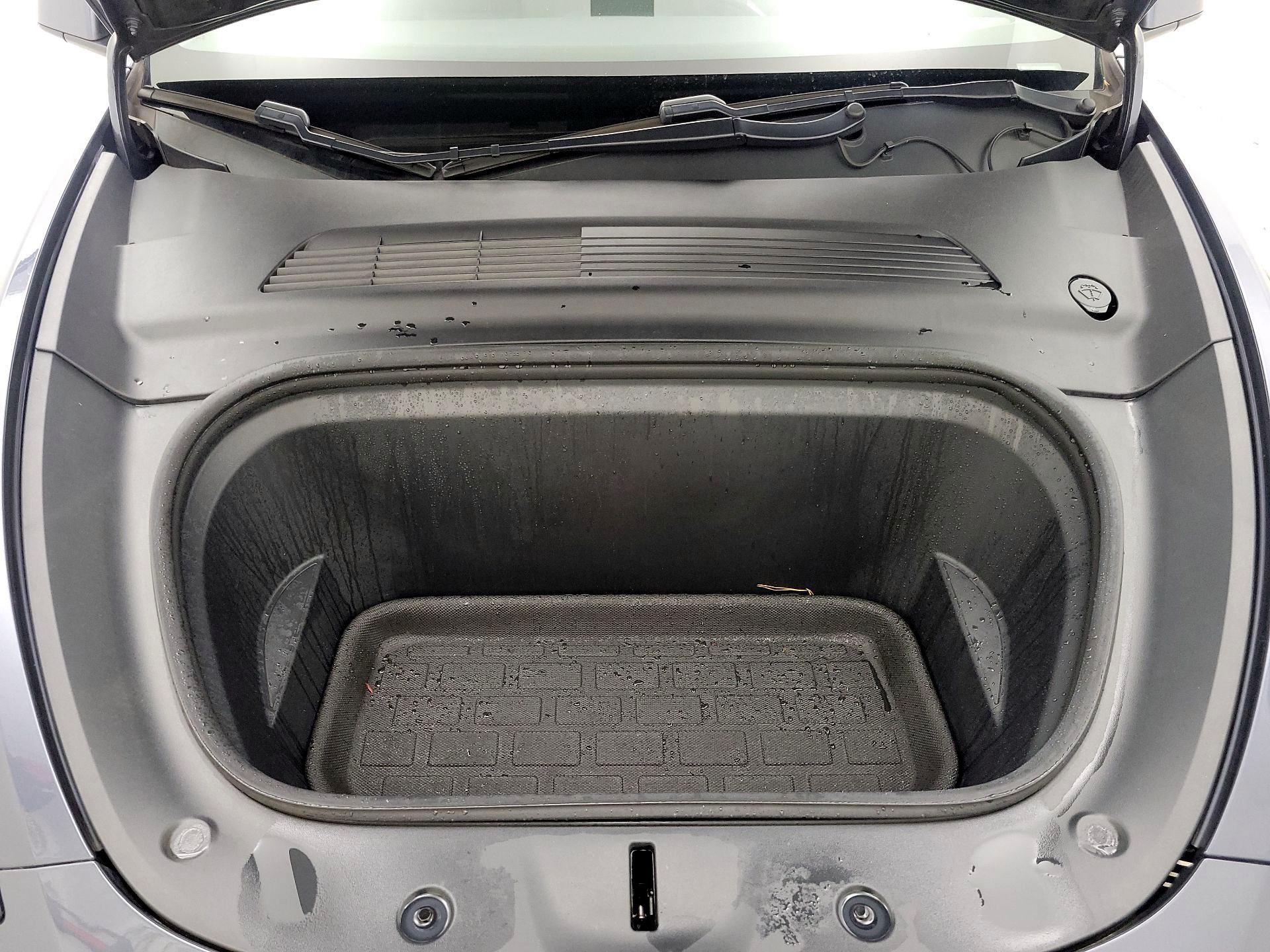 Thumbnail: 2021 Tesla Model Y - 20