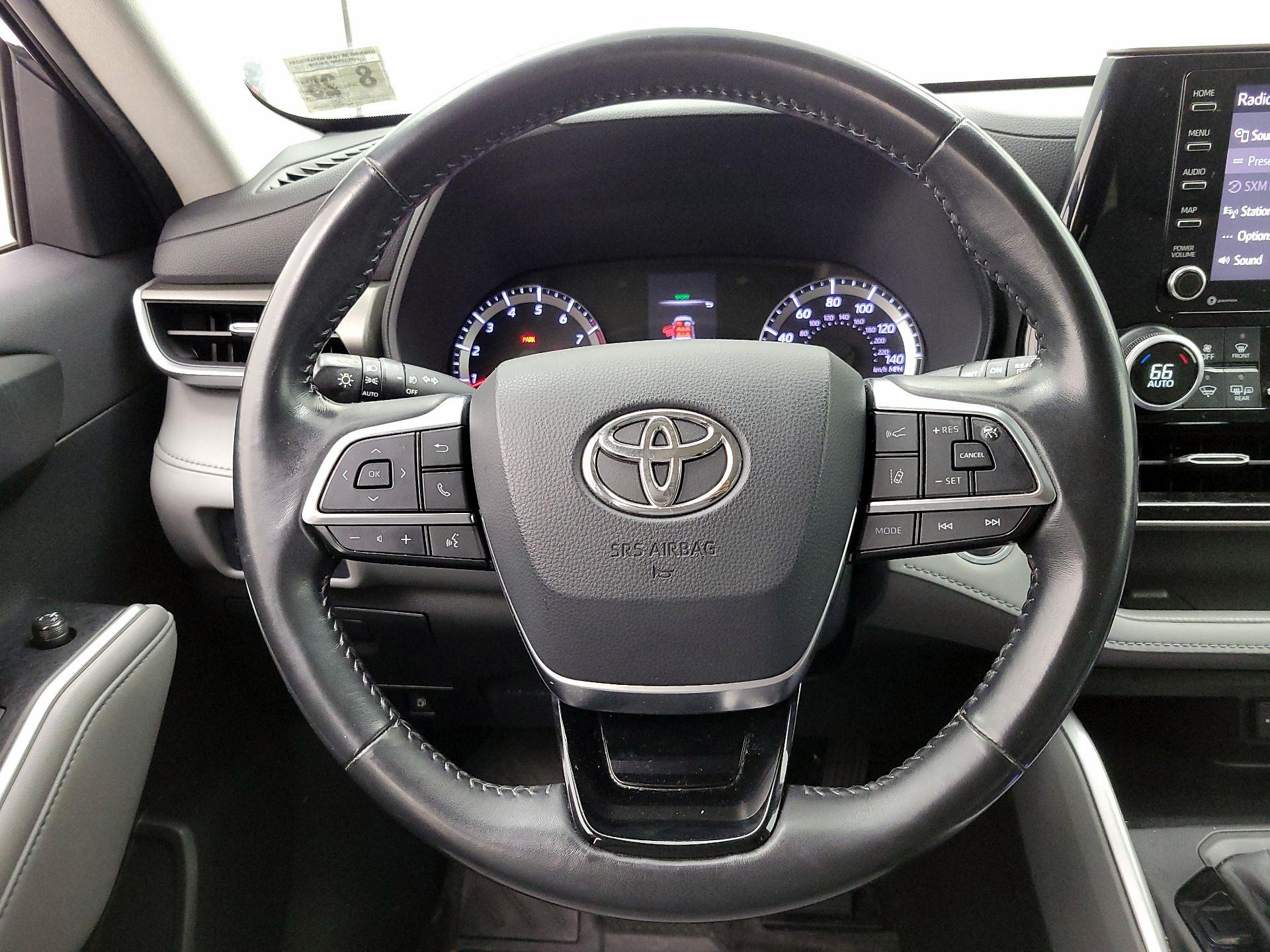 Thumbnail: 2020 Toyota Highlander - 10