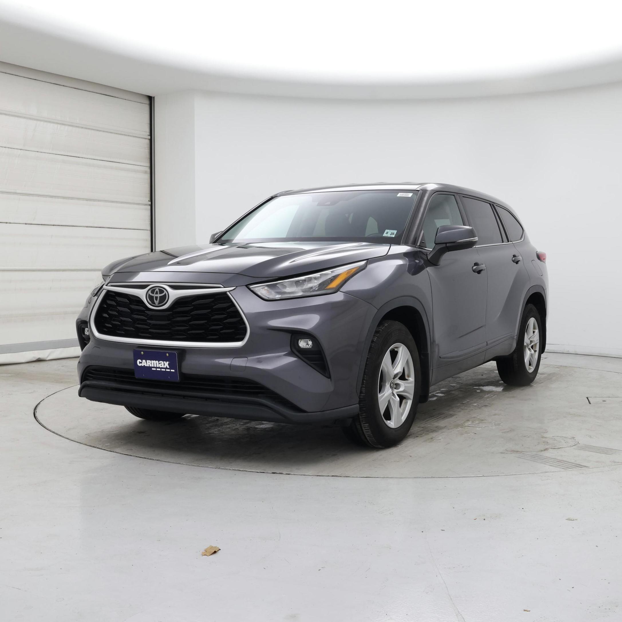 Thumbnail: 2020 Toyota Highlander - 4