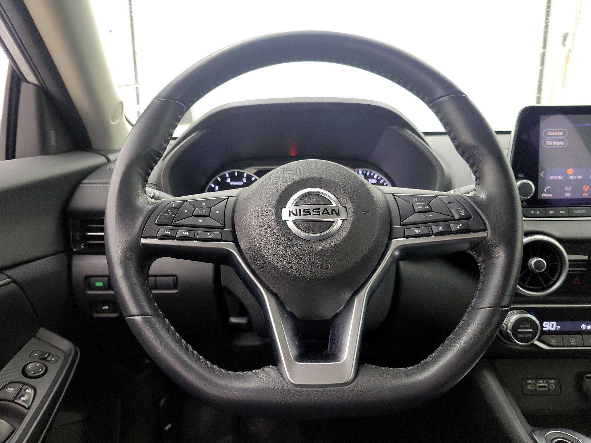 Thumbnail: 2020 Nissan Sentra - 10