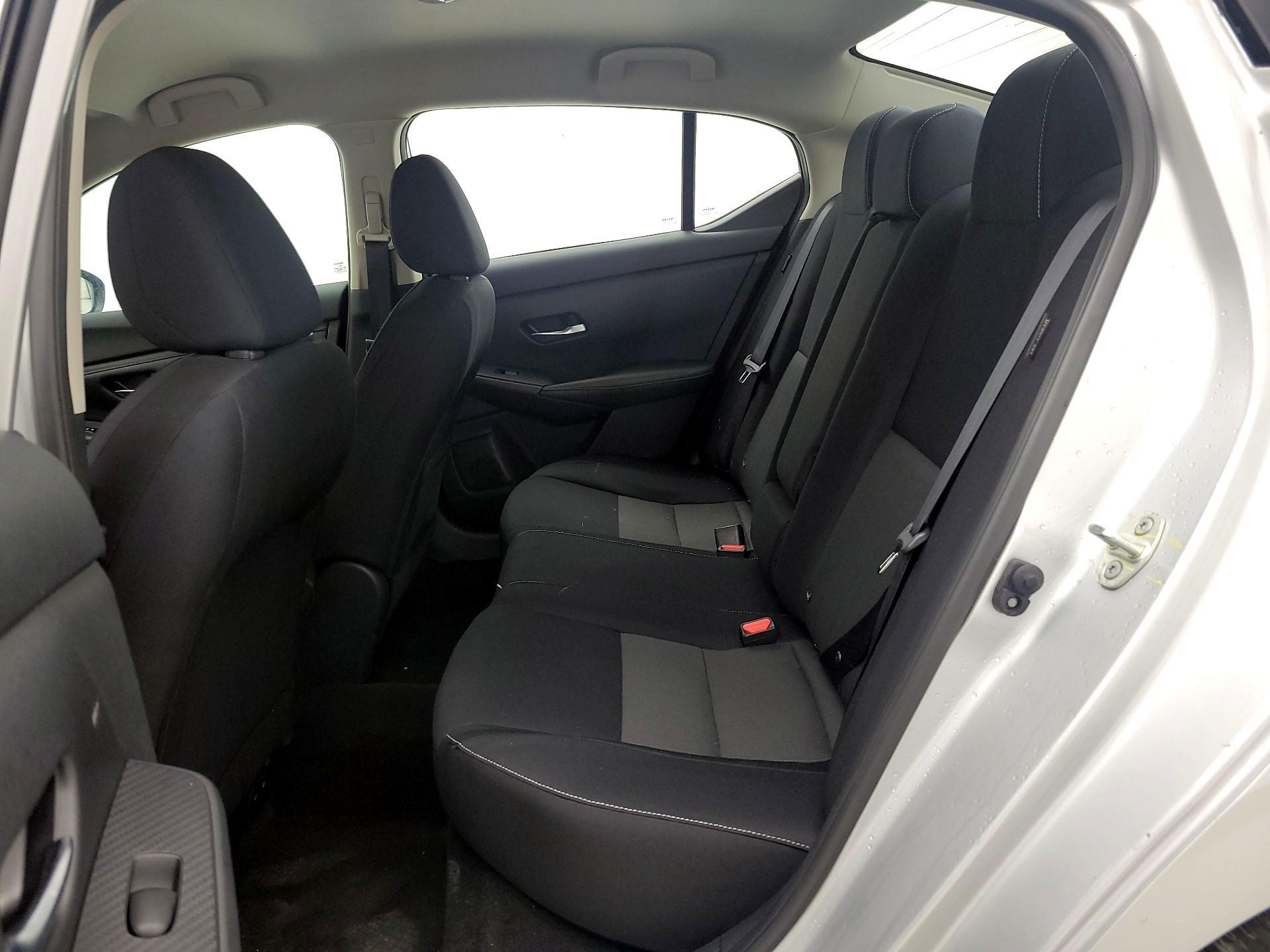 Thumbnail: 2020 Nissan Sentra - 19