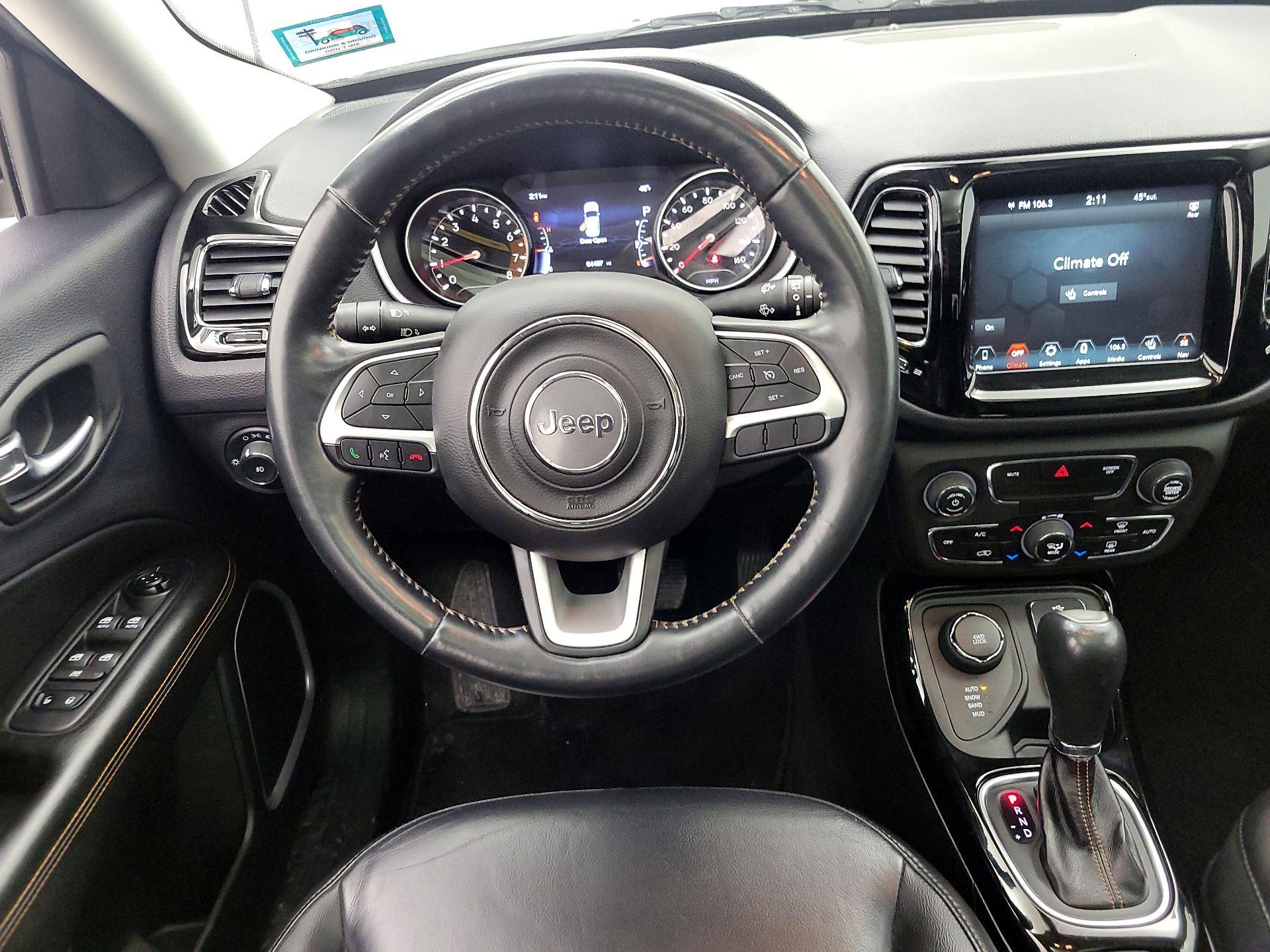 Thumbnail: 2018 Jeep Compass - 9