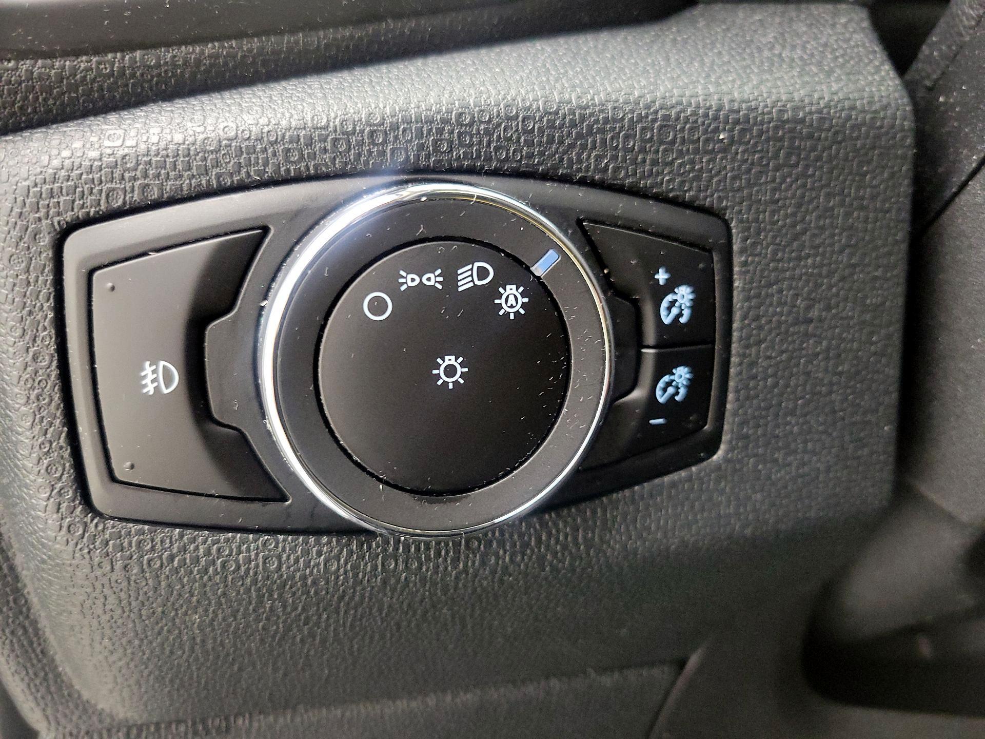 Thumbnail: 2019 Ford EcoSport - 13