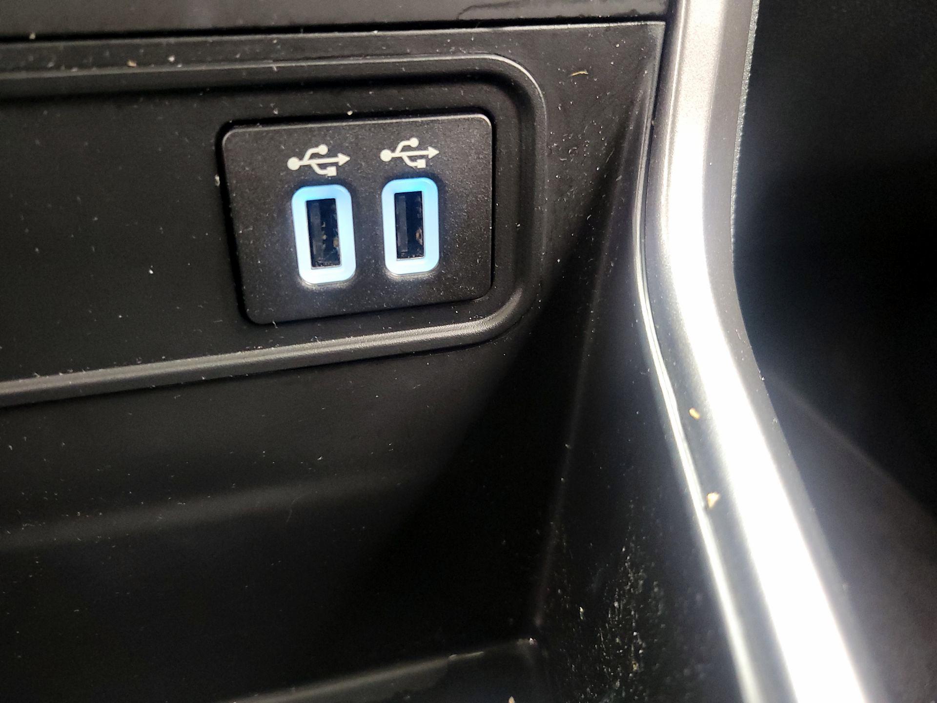 Thumbnail: 2019 Ford EcoSport - 18