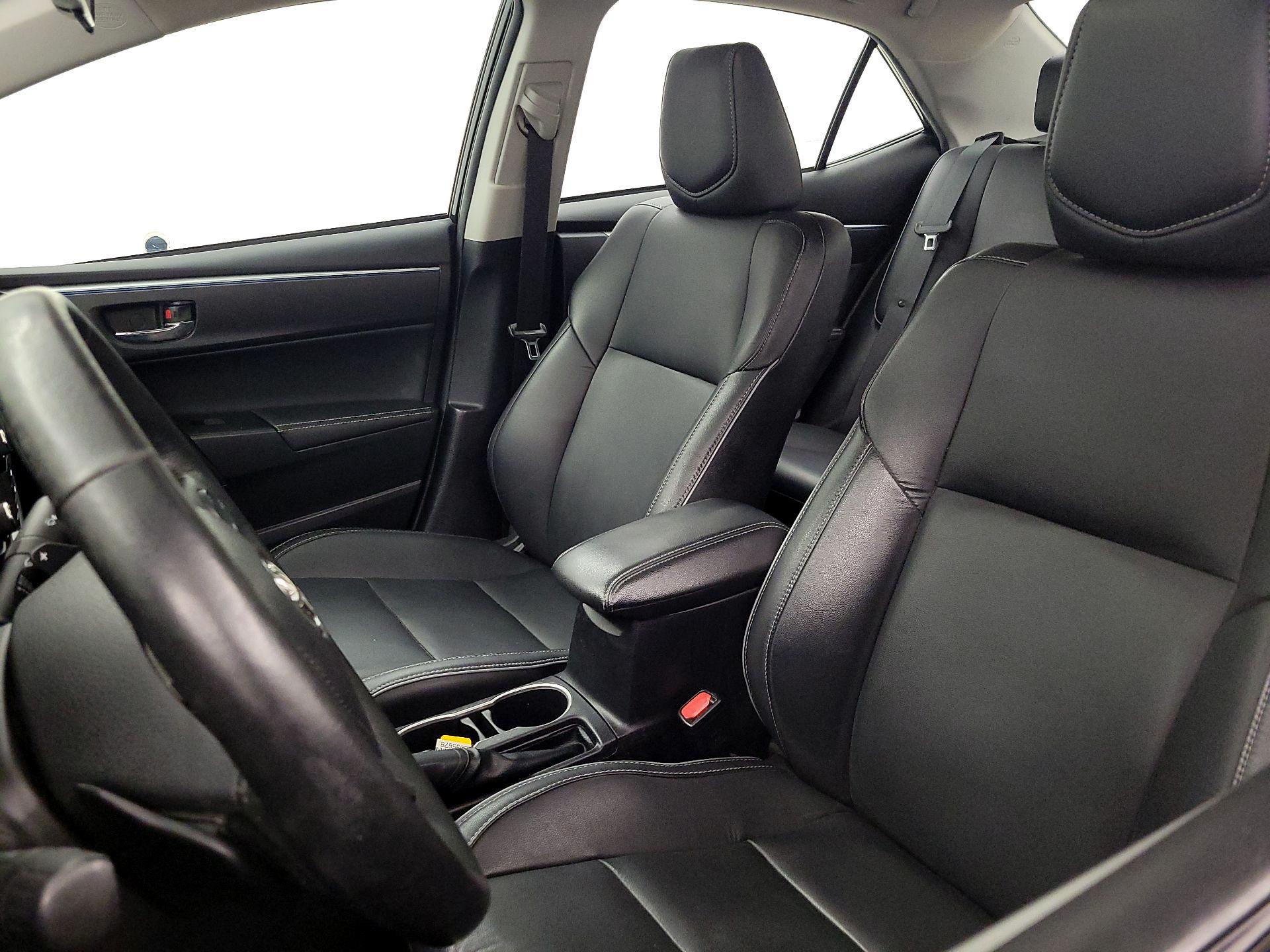 Thumbnail: 2015 Toyota Corolla - 11