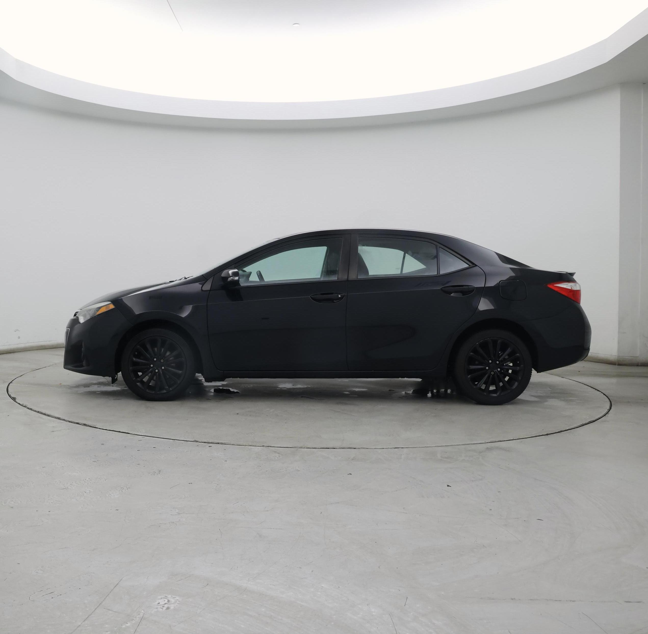 Thumbnail: 2015 Toyota Corolla - 3