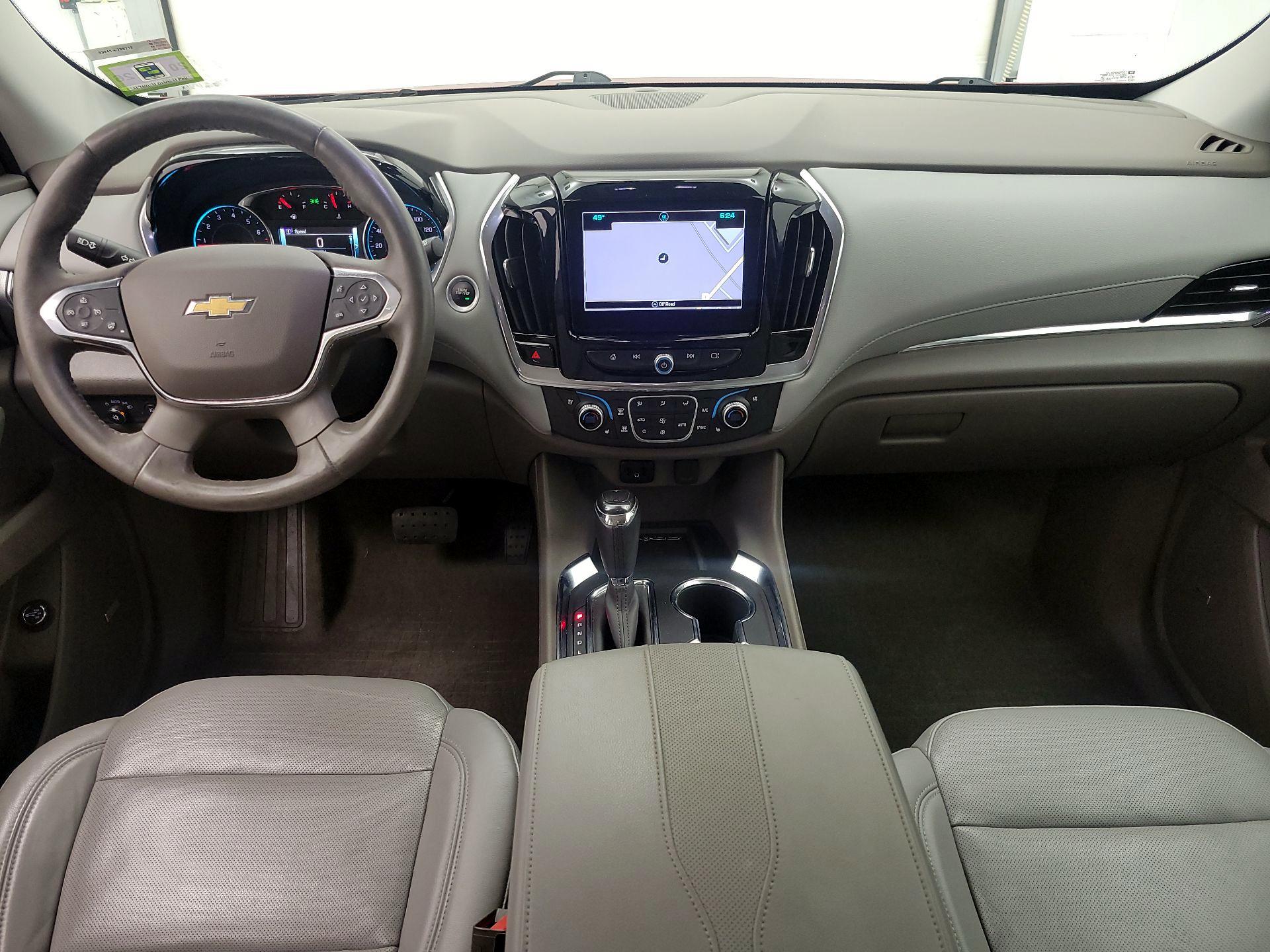 Thumbnail: 2018 Chevrolet Traverse - 9