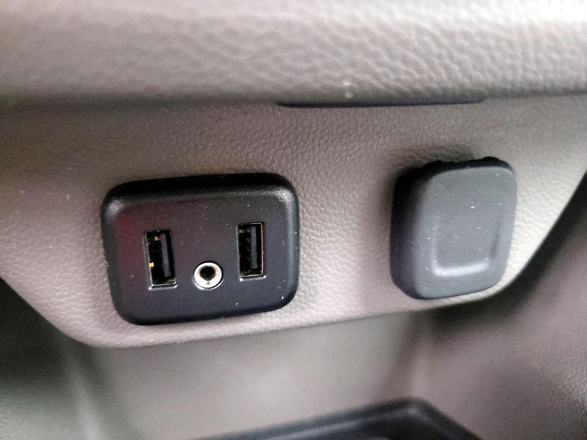 Thumbnail: 2018 Chevrolet Traverse - 19