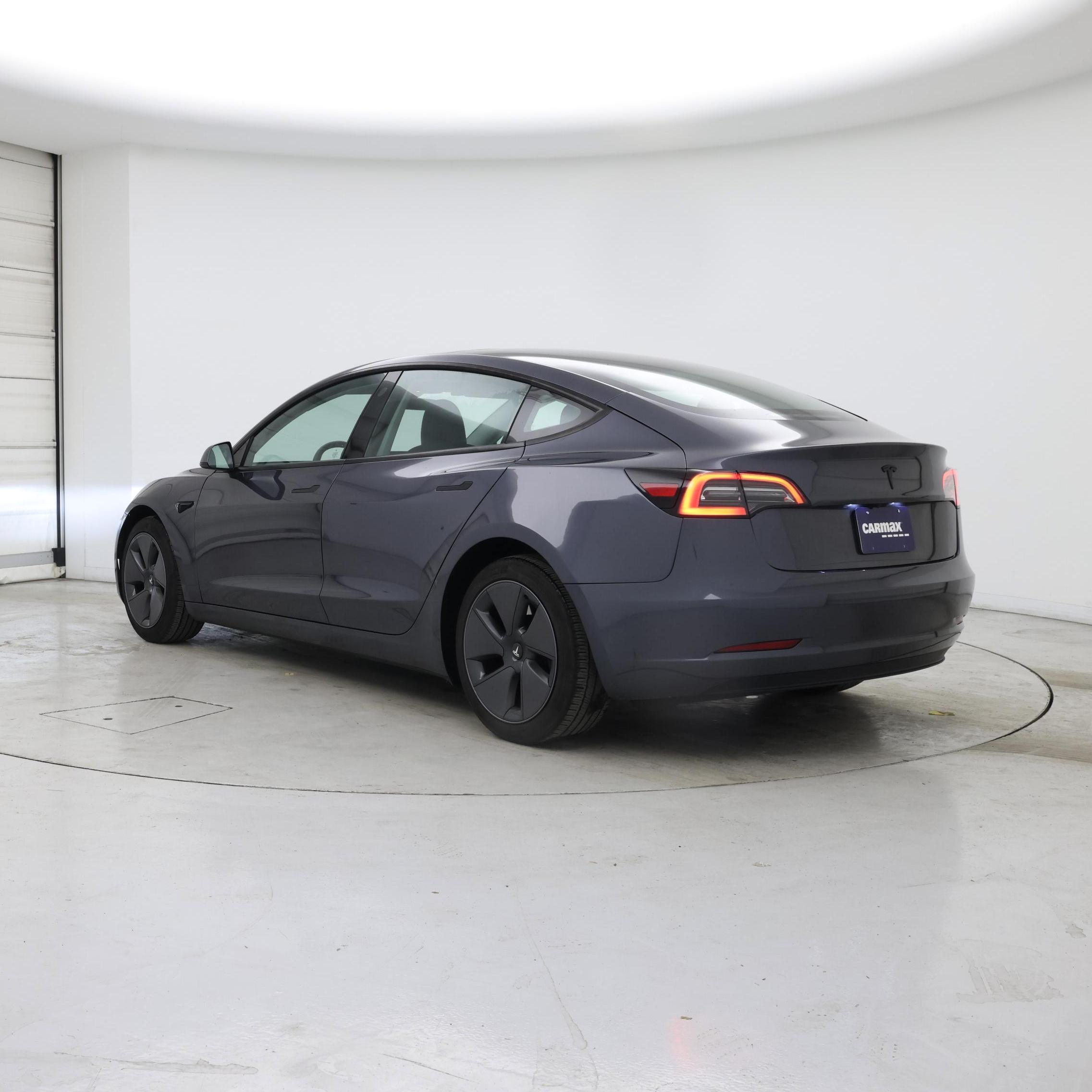 Thumbnail: 2023 Tesla Model 3 - 2