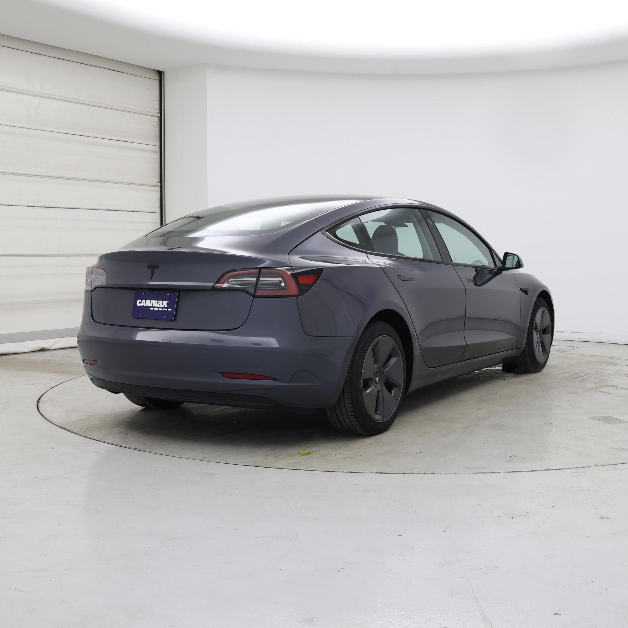 Thumbnail: 2023 Tesla Model 3 - 8