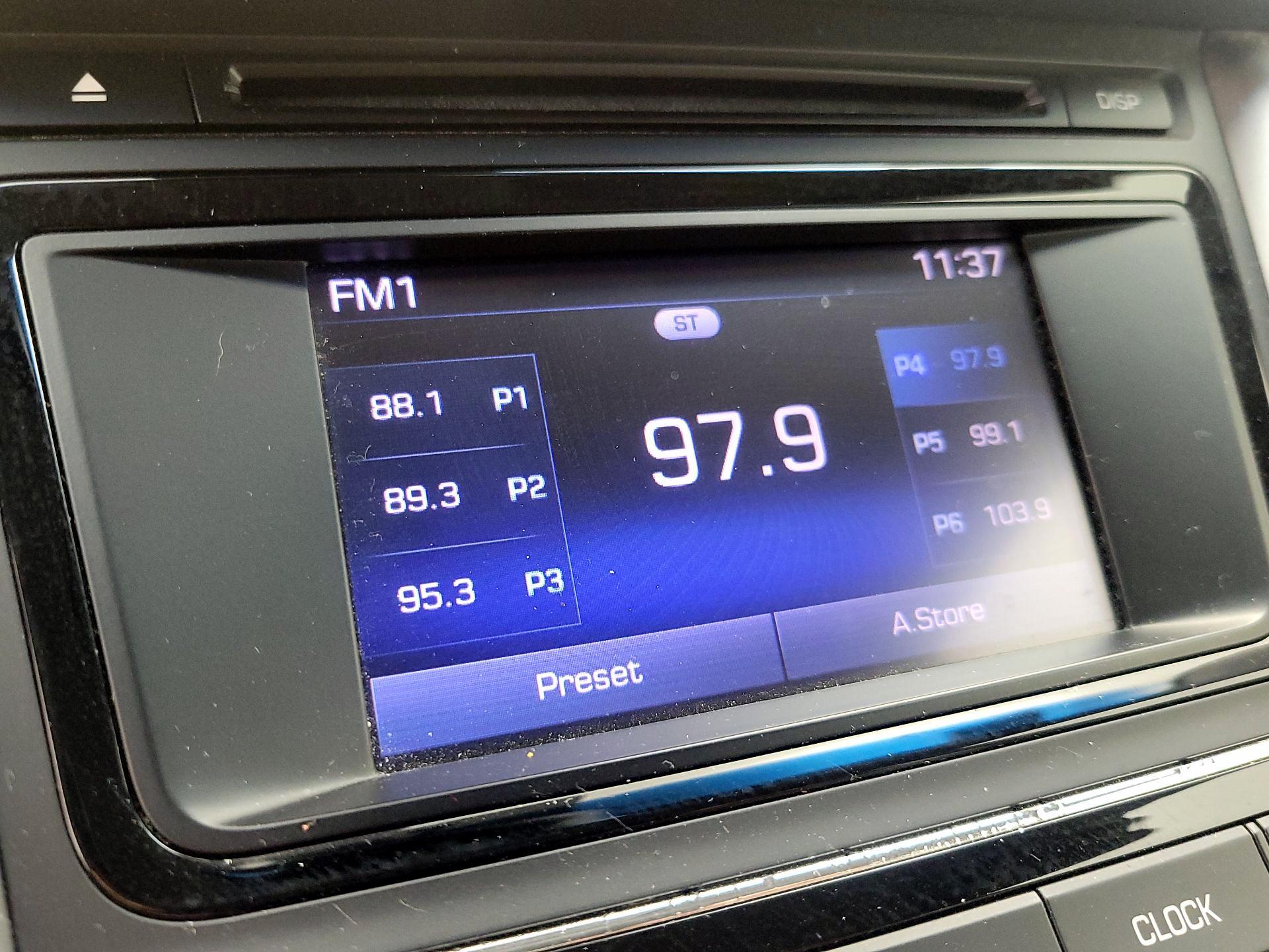 Thumbnail: 2016 Hyundai Tucson - 15