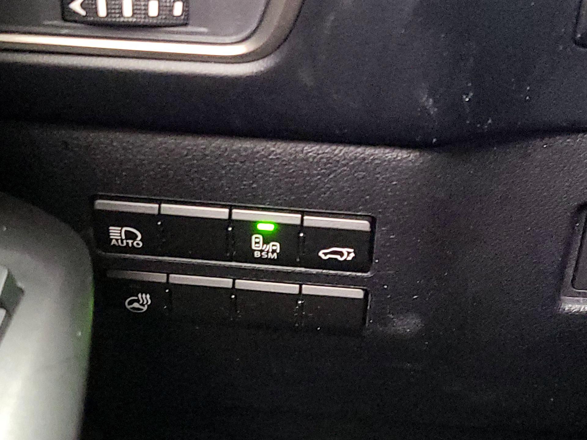 Thumbnail: 2020 Lexus NX - 13