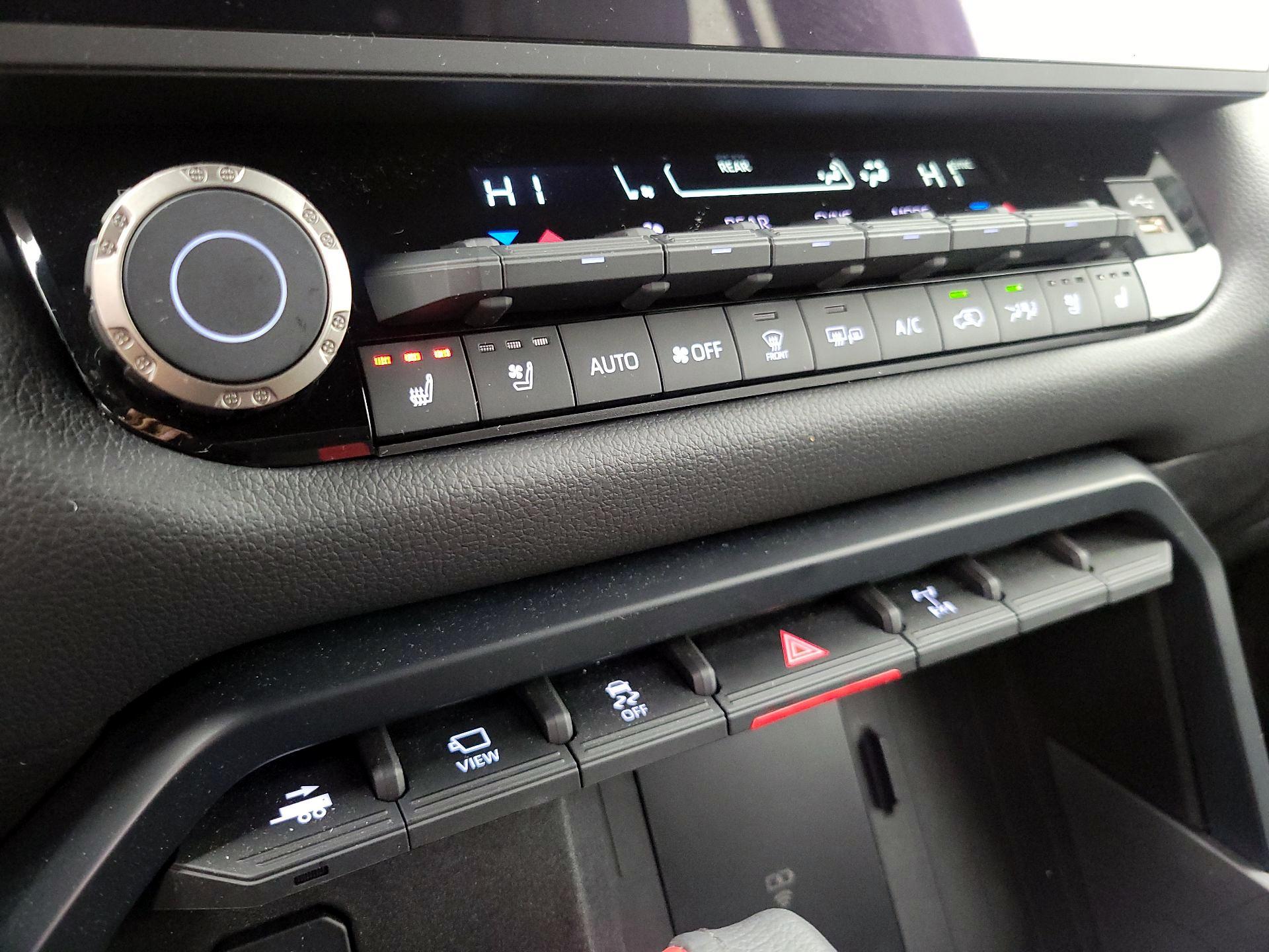 Thumbnail: 2025 Toyota Sequoia - 16