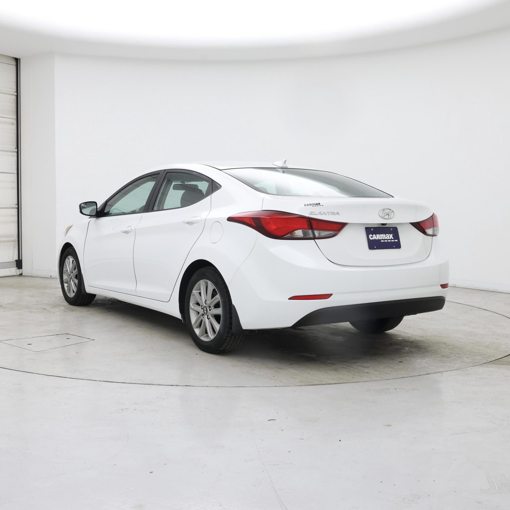 Thumbnail: 2016 Hyundai Elantra - 2