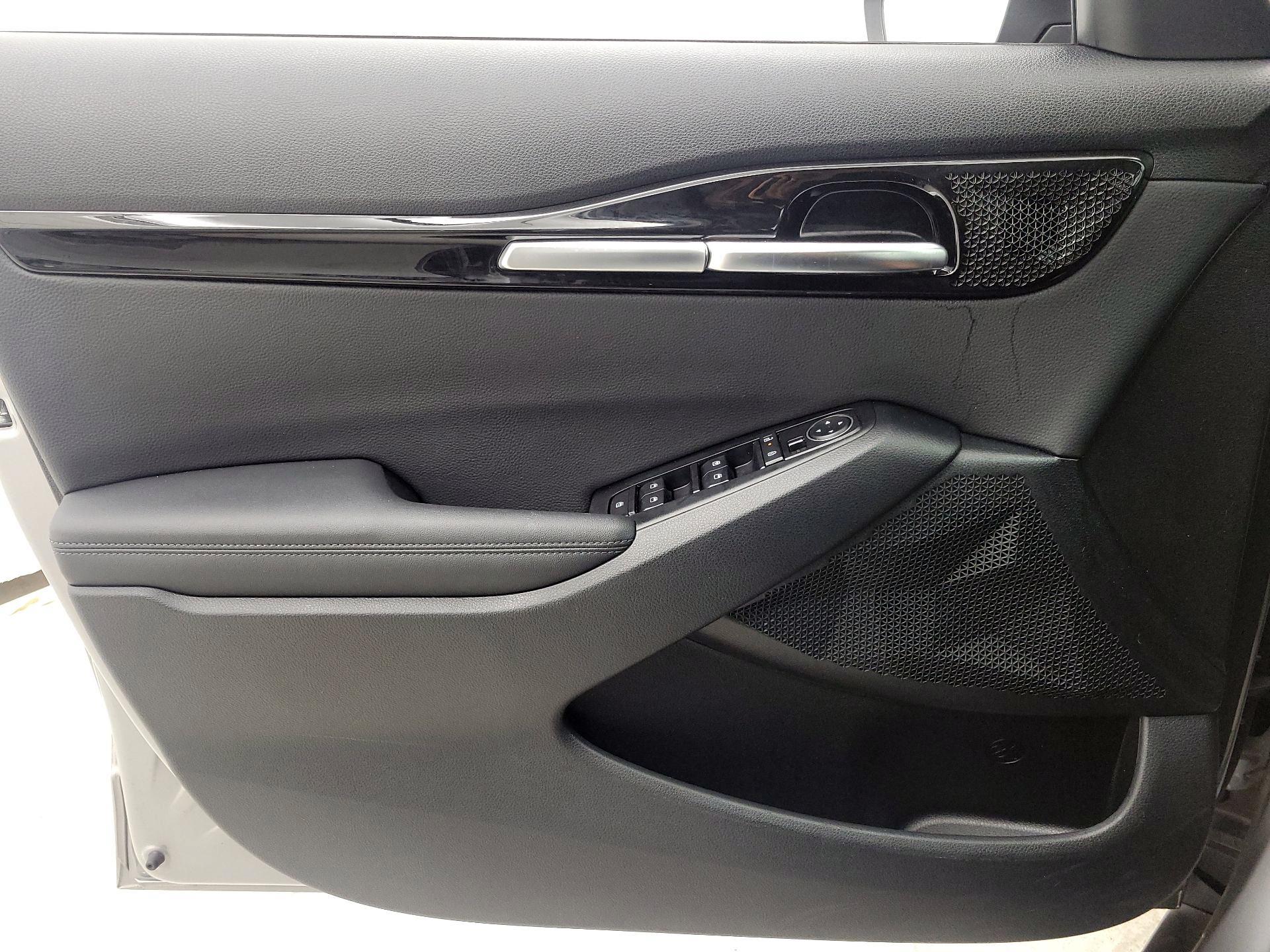 Thumbnail: 2024 Kia Seltos - 12