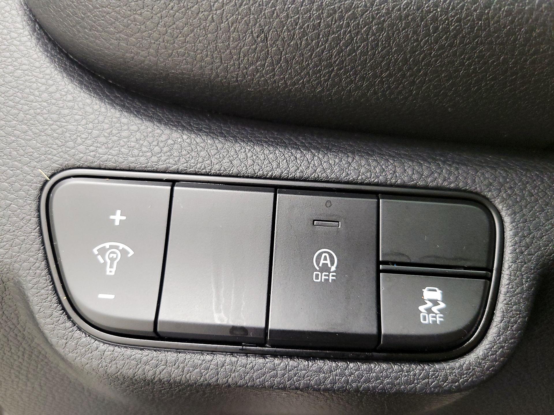 Thumbnail: 2024 Kia Seltos - 13