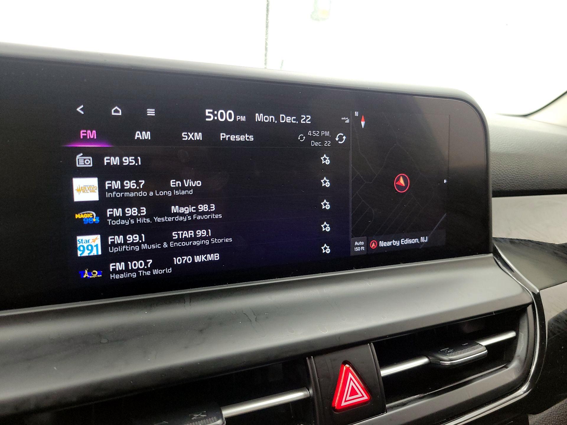 Thumbnail: 2024 Kia Seltos - 16