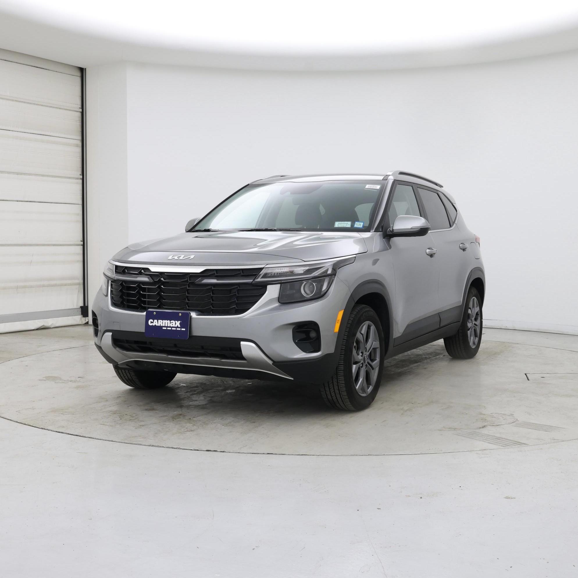 Thumbnail: 2024 Kia Seltos - 4