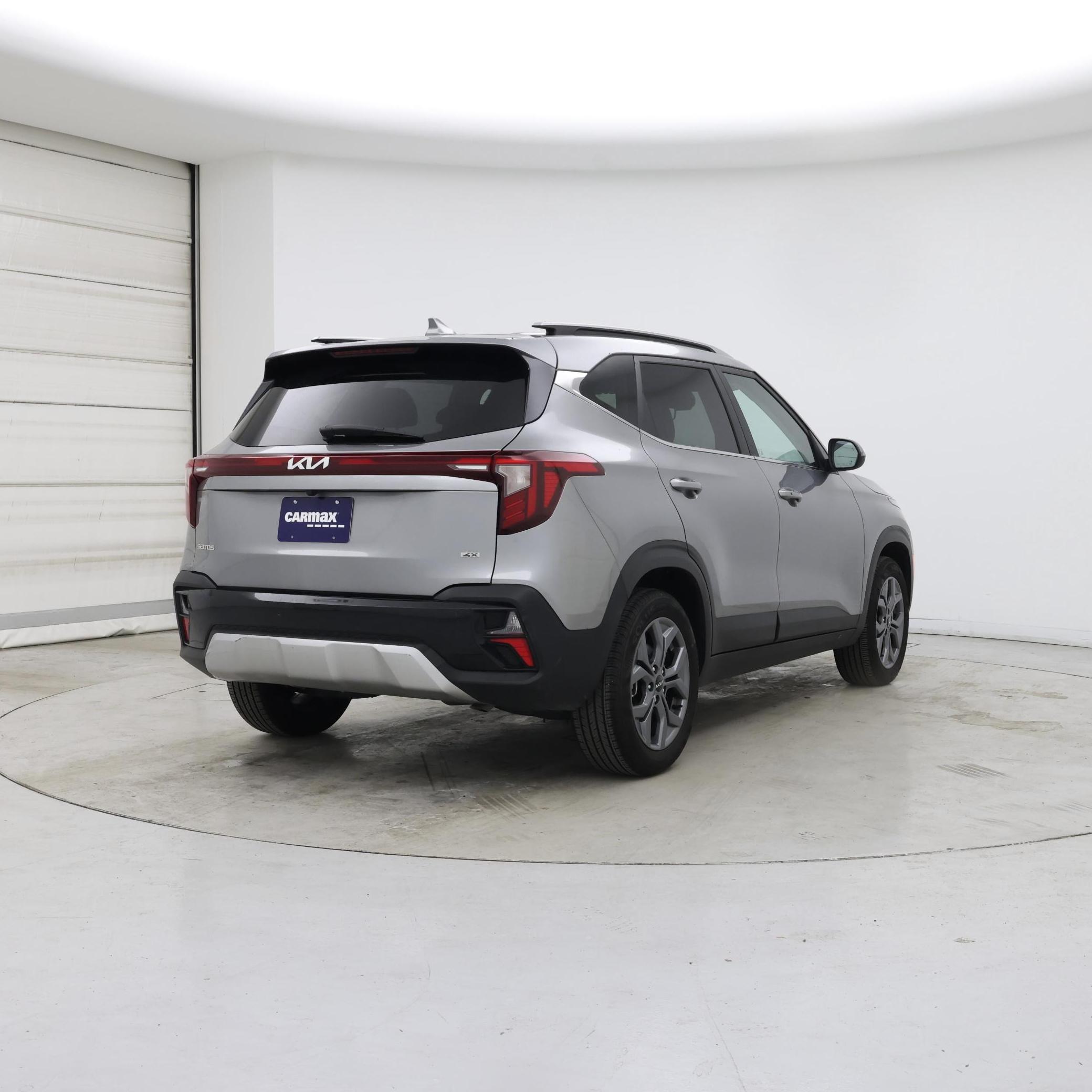 Thumbnail: 2024 Kia Seltos - 8