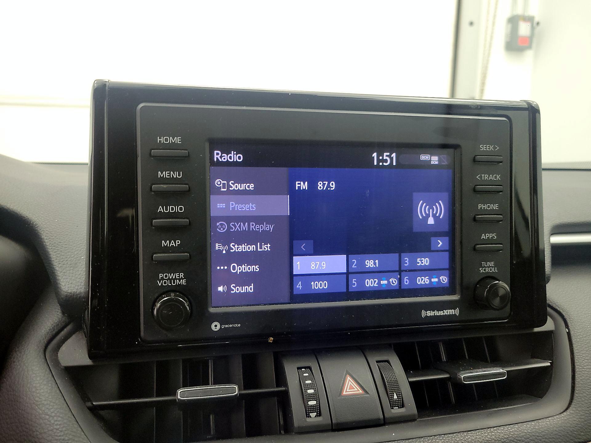 Thumbnail: 2022 Toyota RAV4 - 15