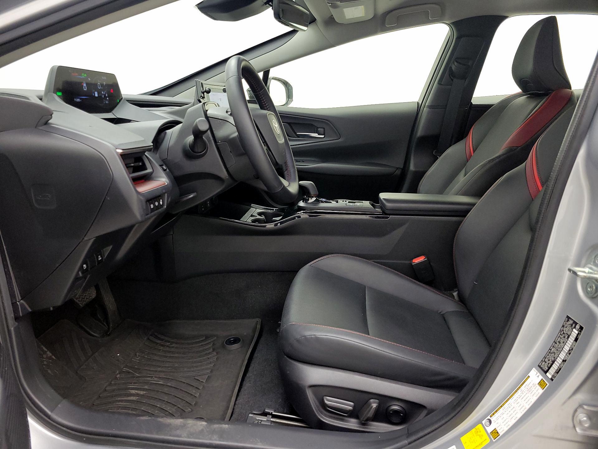 Thumbnail: 2023 Toyota Prius Prime - 11