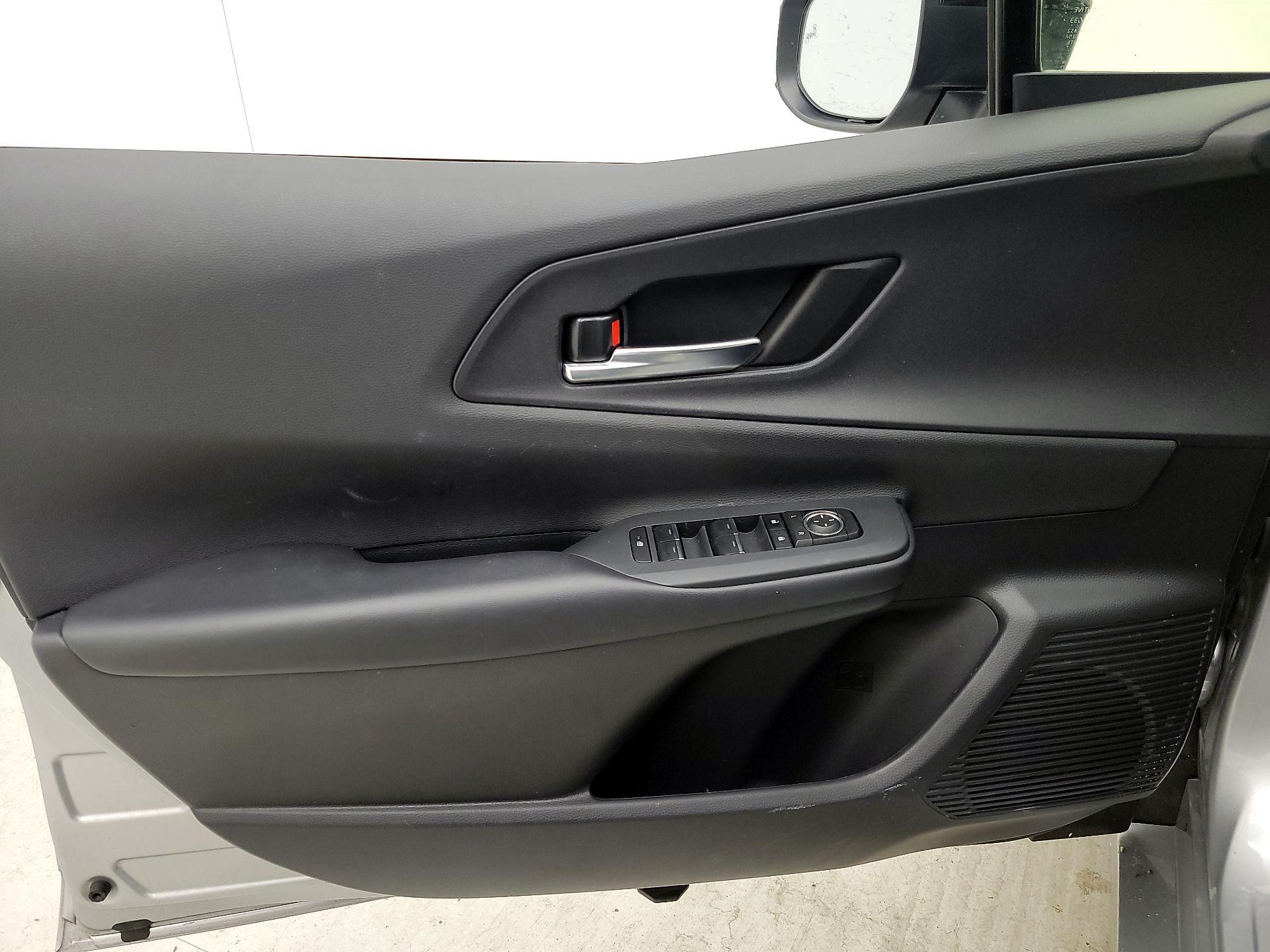 Thumbnail: 2023 Toyota Prius Prime - 12