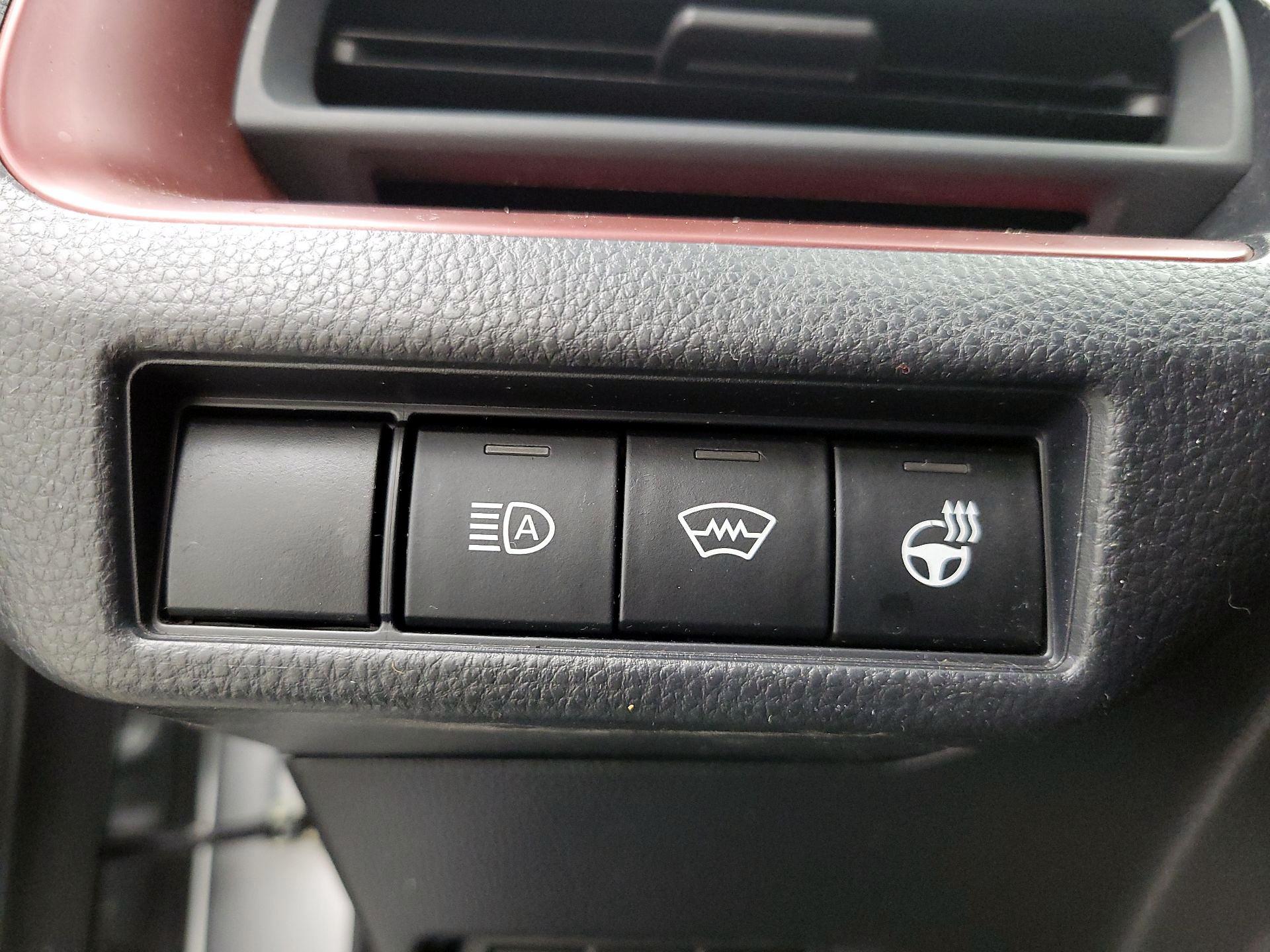 Thumbnail: 2023 Toyota Prius Prime - 13