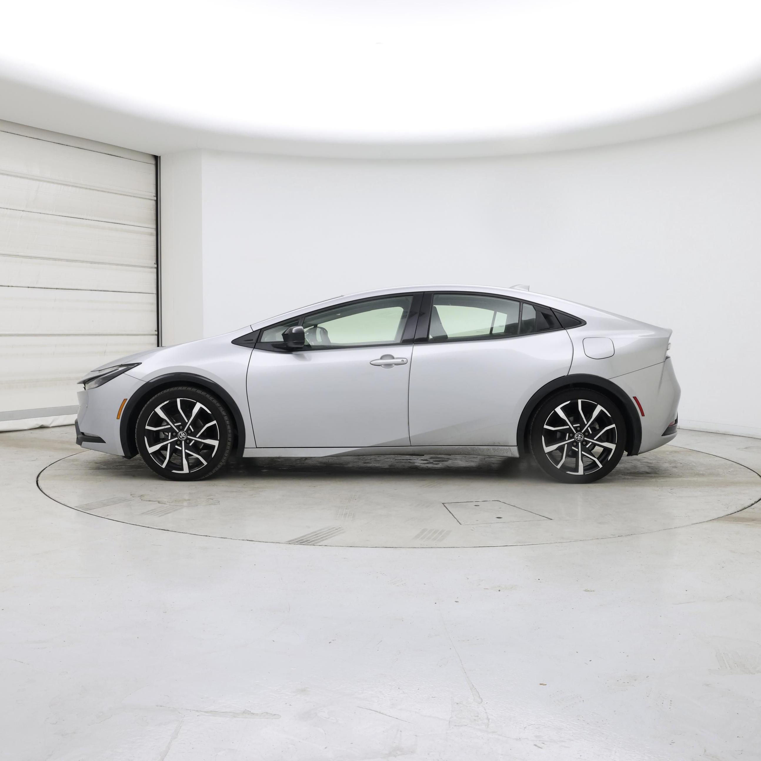 Thumbnail: 2023 Toyota Prius Prime - 3