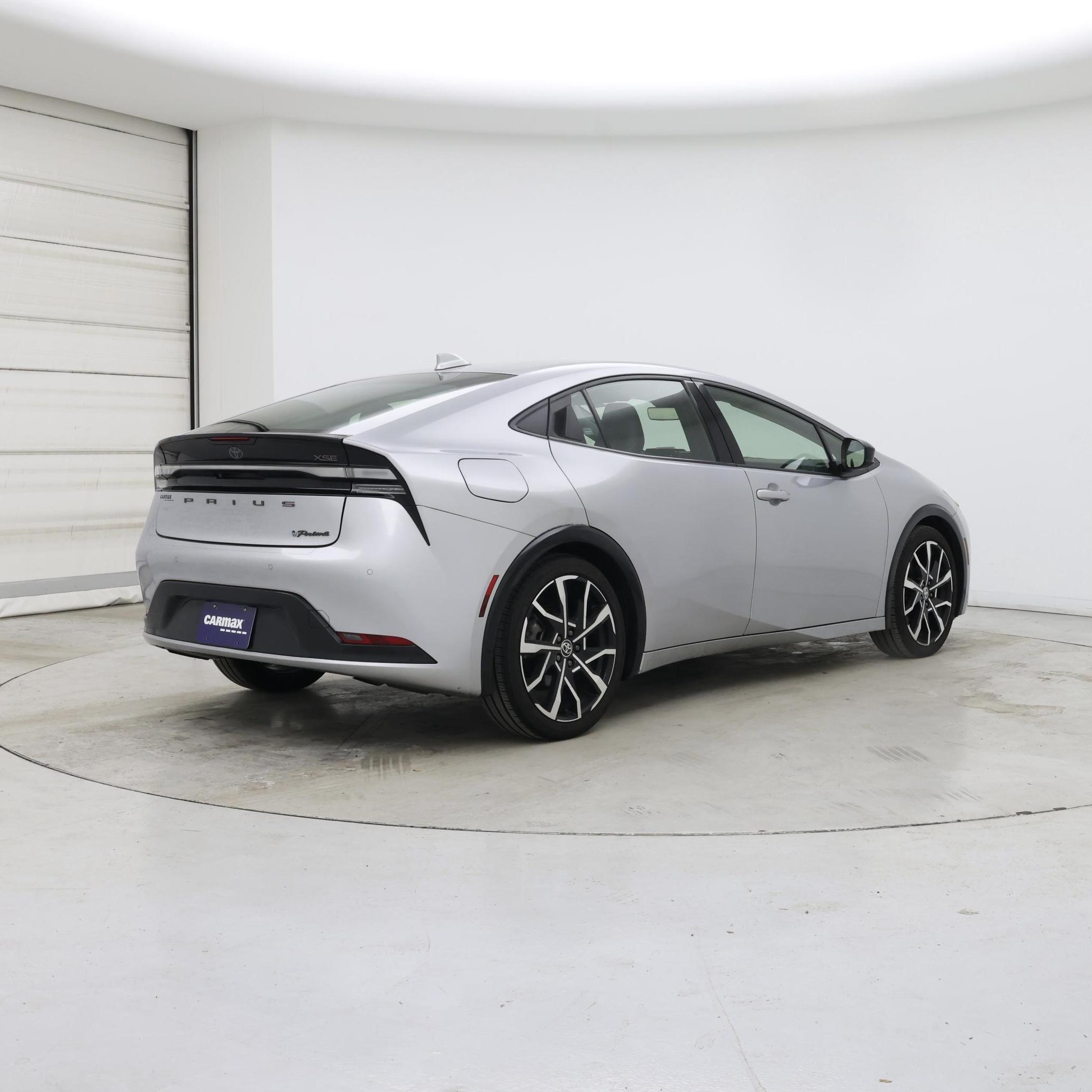 Thumbnail: 2023 Toyota Prius Prime - 8