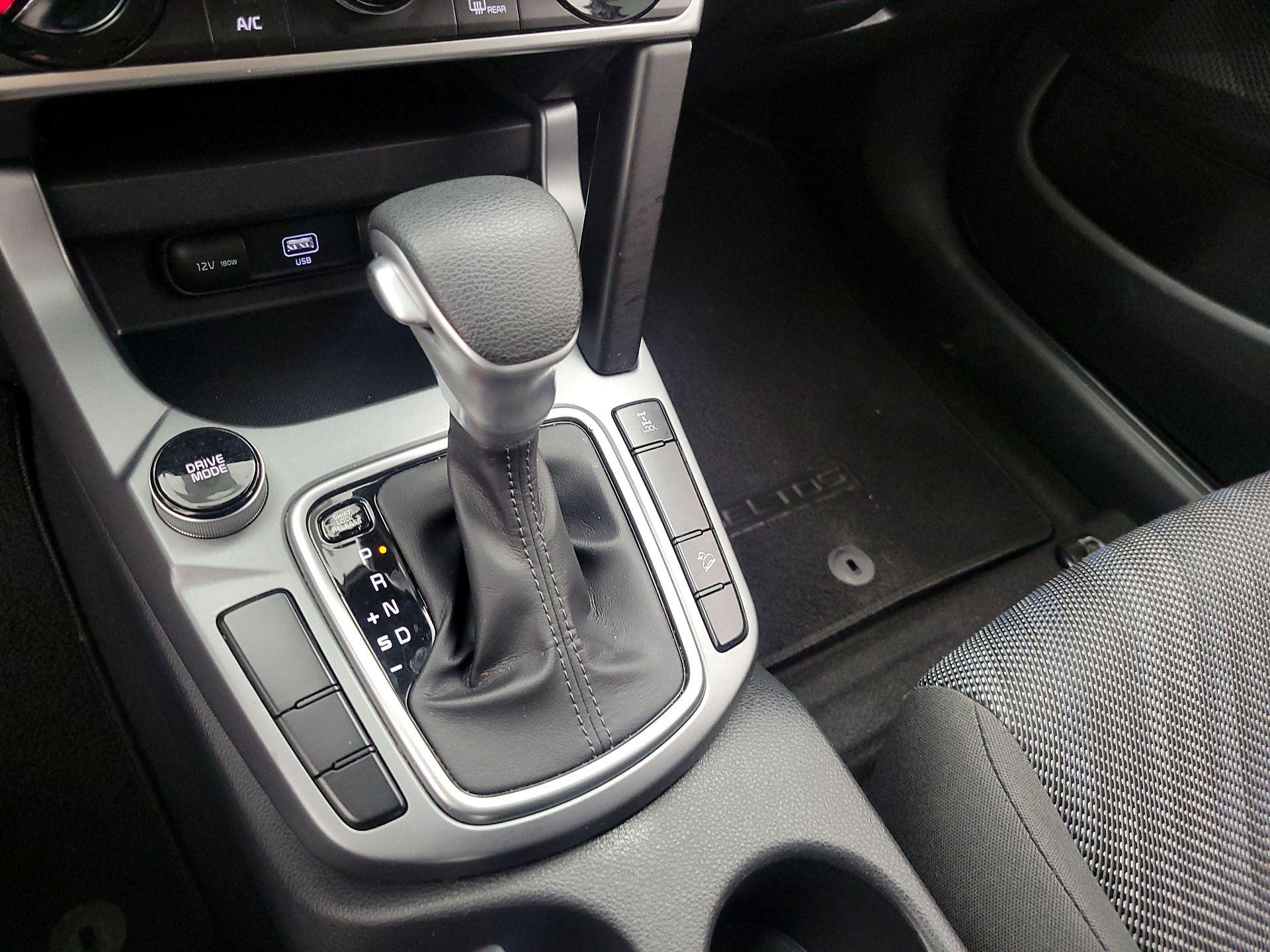 Thumbnail: 2022 Kia Seltos - 17