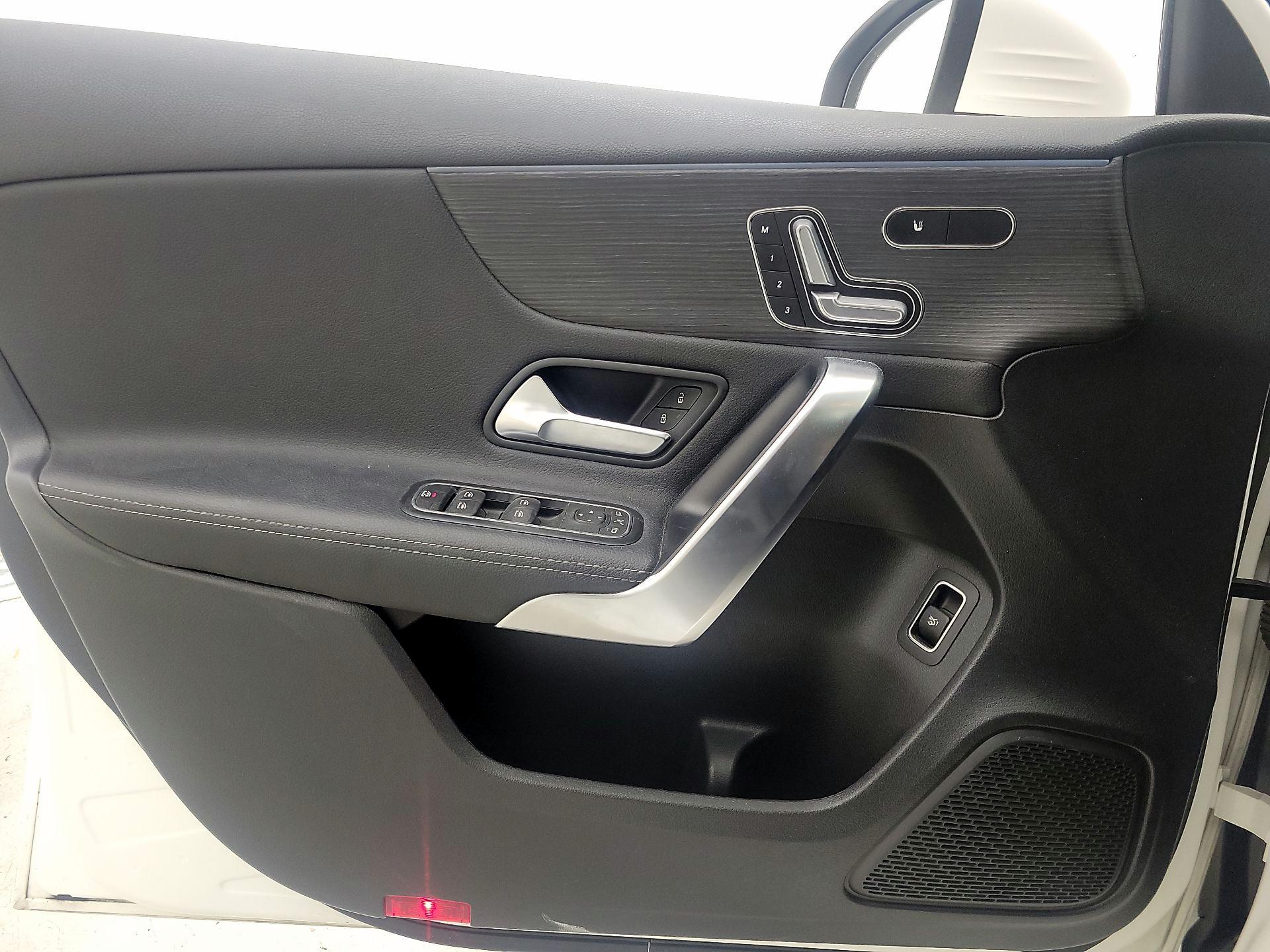 Thumbnail: 2021 Mercedes-Benz A-Class - 12