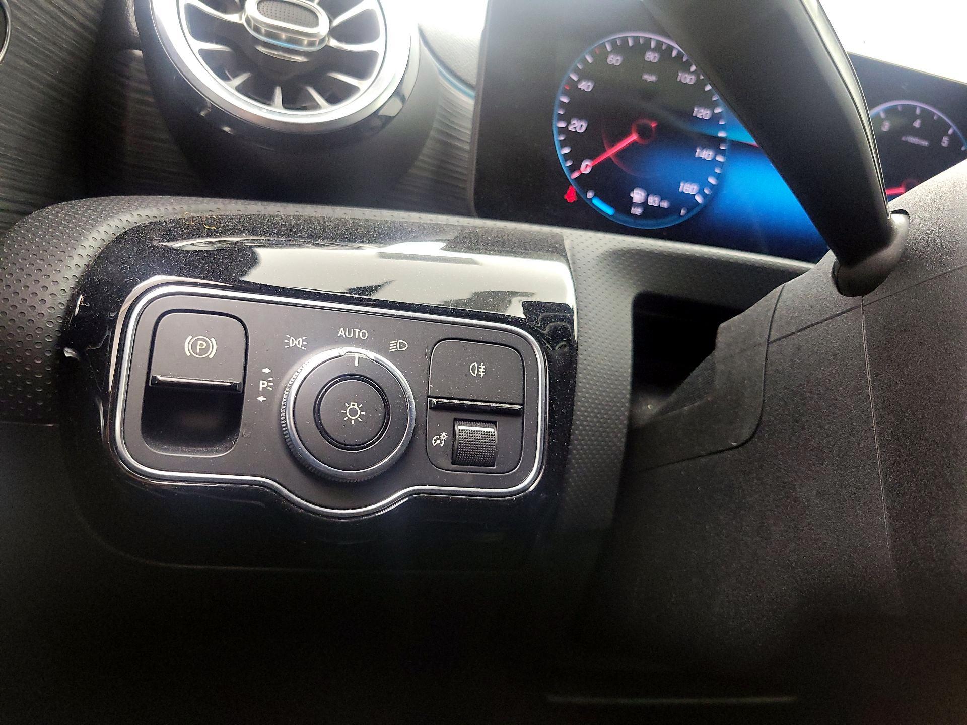 Thumbnail: 2021 Mercedes-Benz A-Class - 13