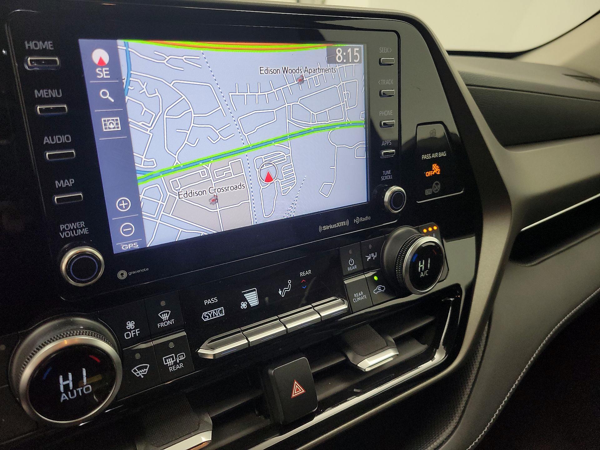 Thumbnail: 2021 Toyota Highlander - 14