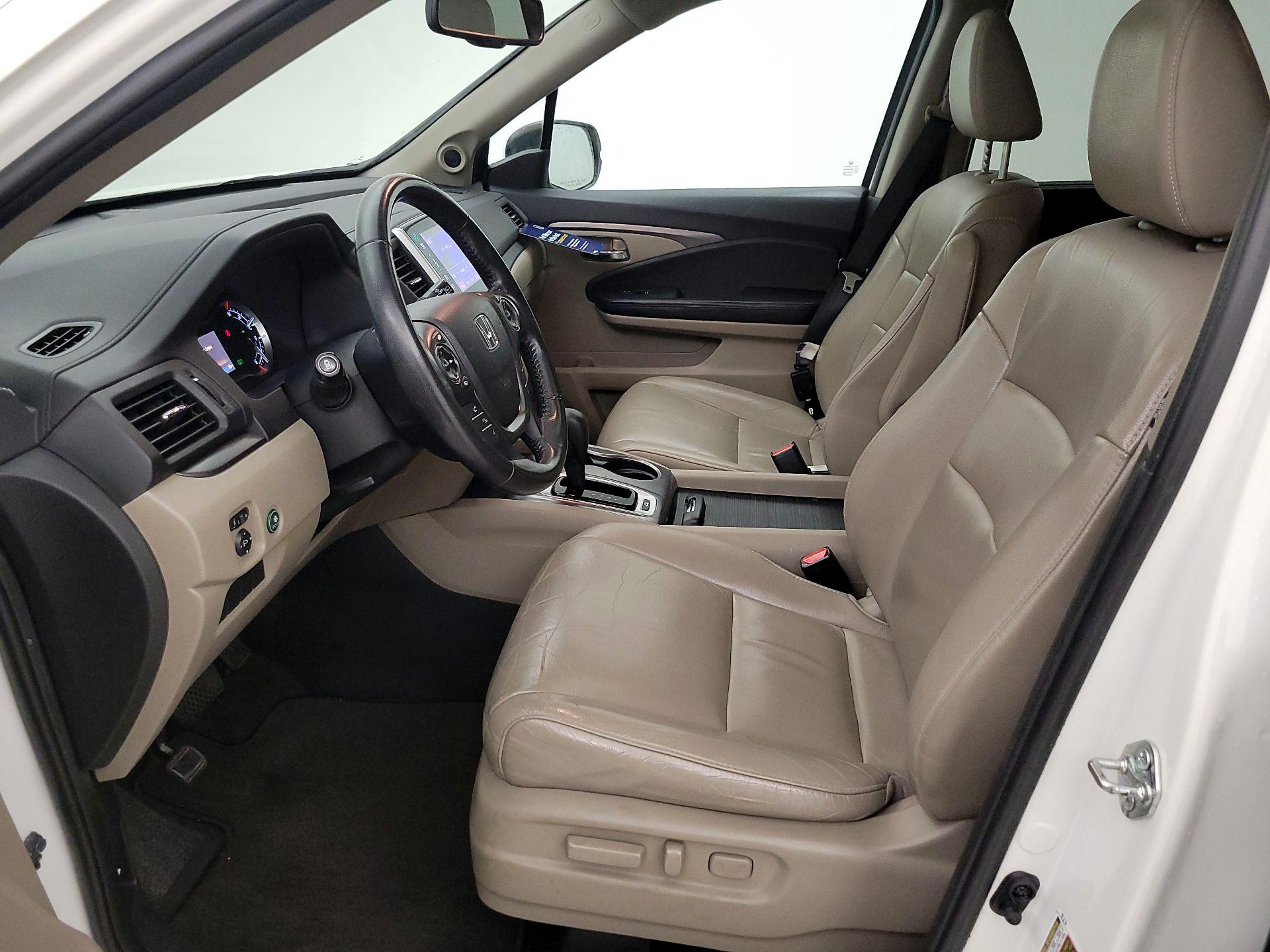 Thumbnail: 2016 Honda Pilot - 11