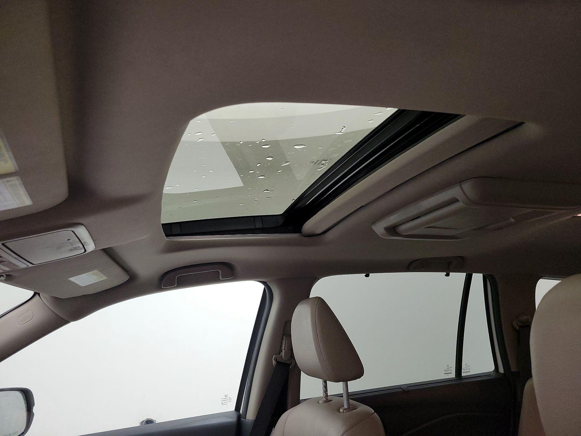 Thumbnail: 2016 Honda Pilot - 19