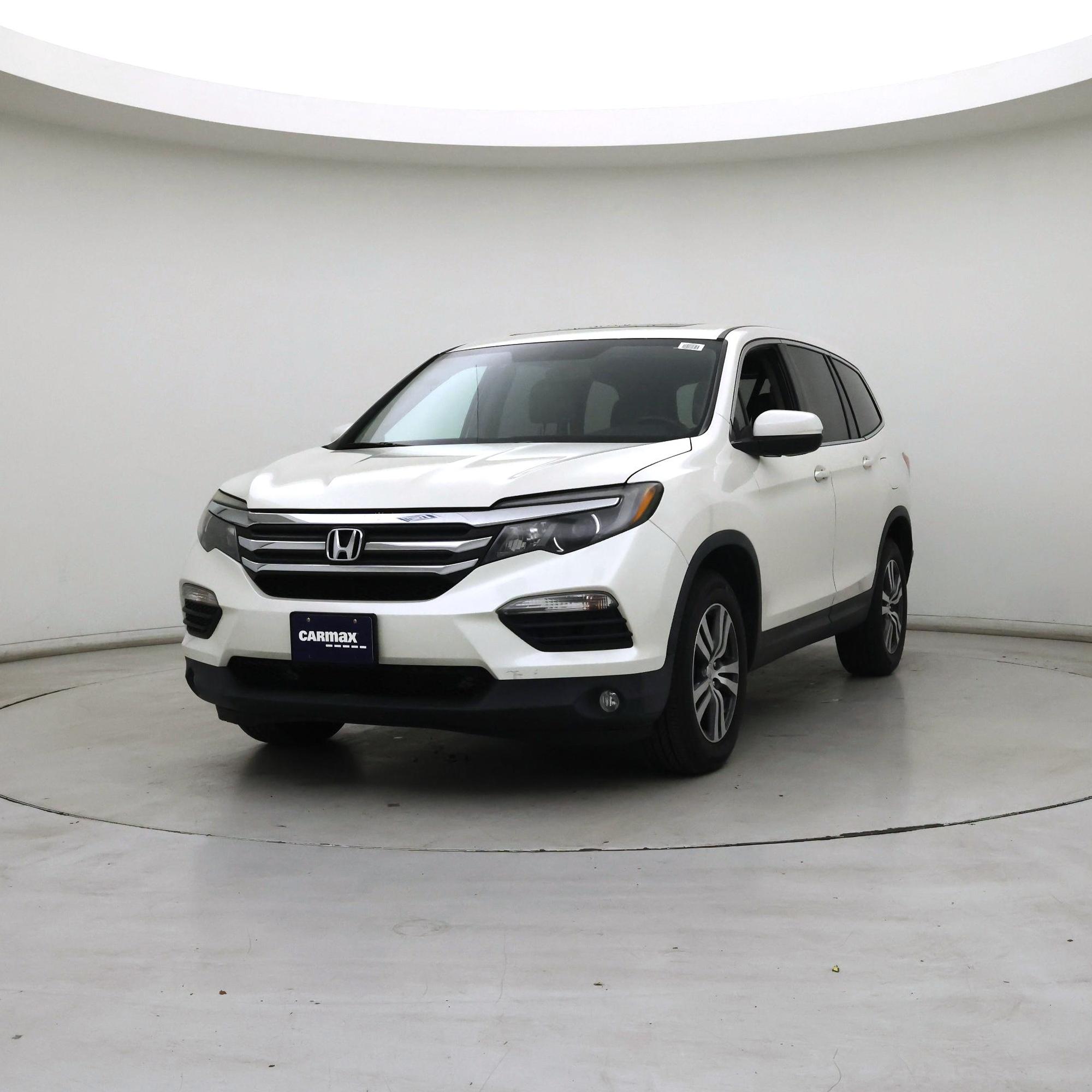 Thumbnail: 2016 Honda Pilot - 4