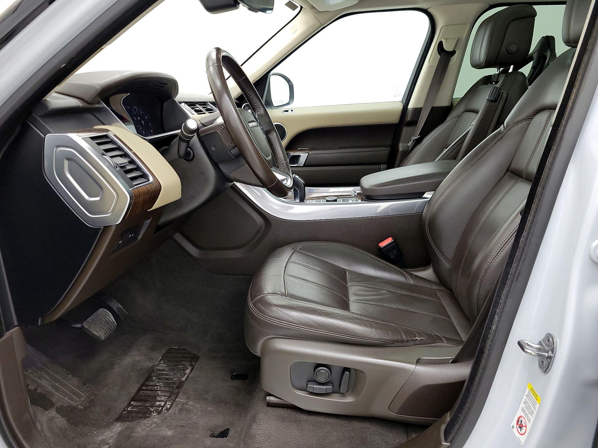 Thumbnail: 2020 Land Rover Range Rover Sport - 11