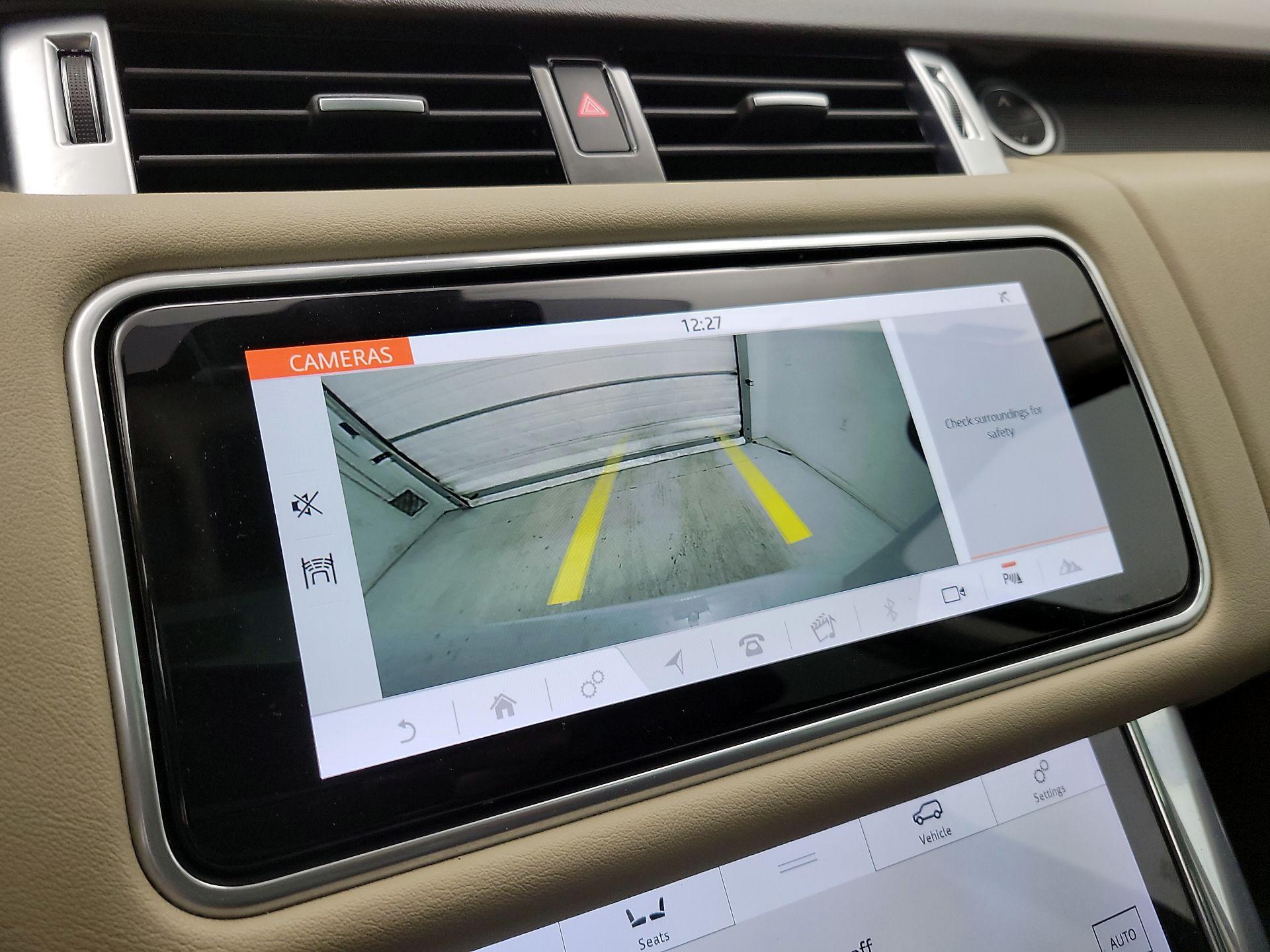 Thumbnail: 2020 Land Rover Range Rover Sport - 15