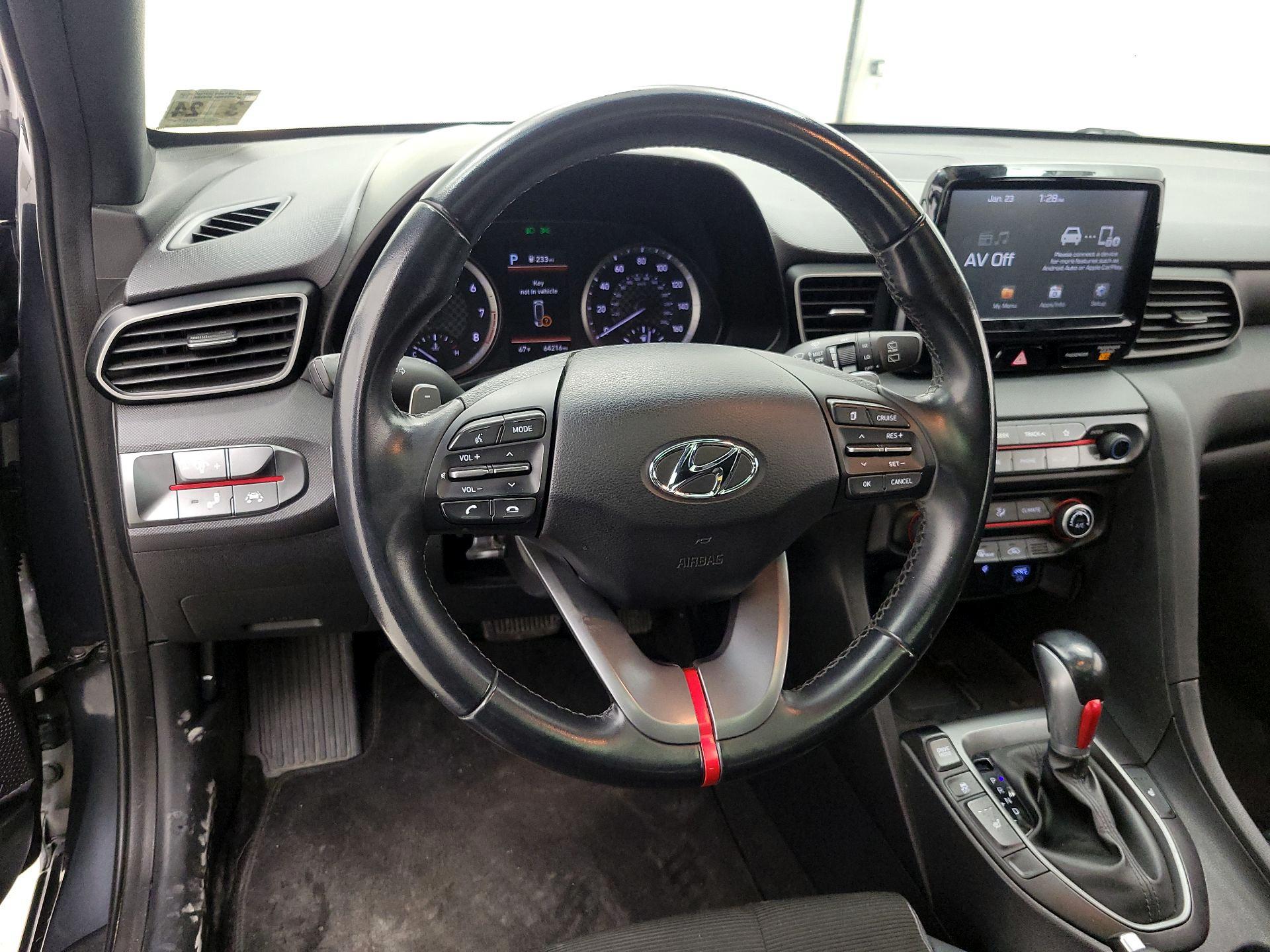 Thumbnail: 2019 Hyundai Veloster - 10